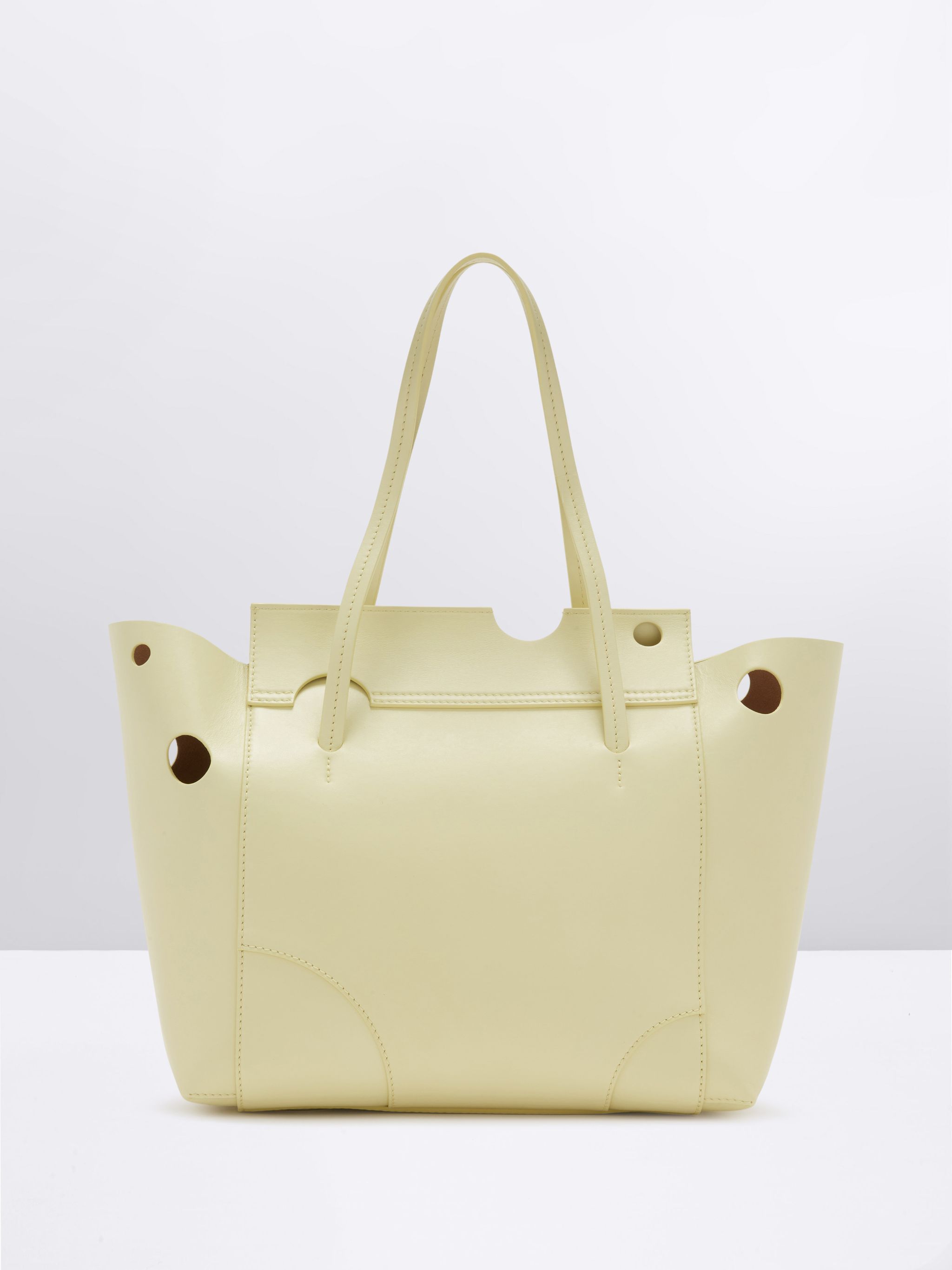 Off White Tote Bag
 BURROW 38 TOTE BAG f White™ ficial Site