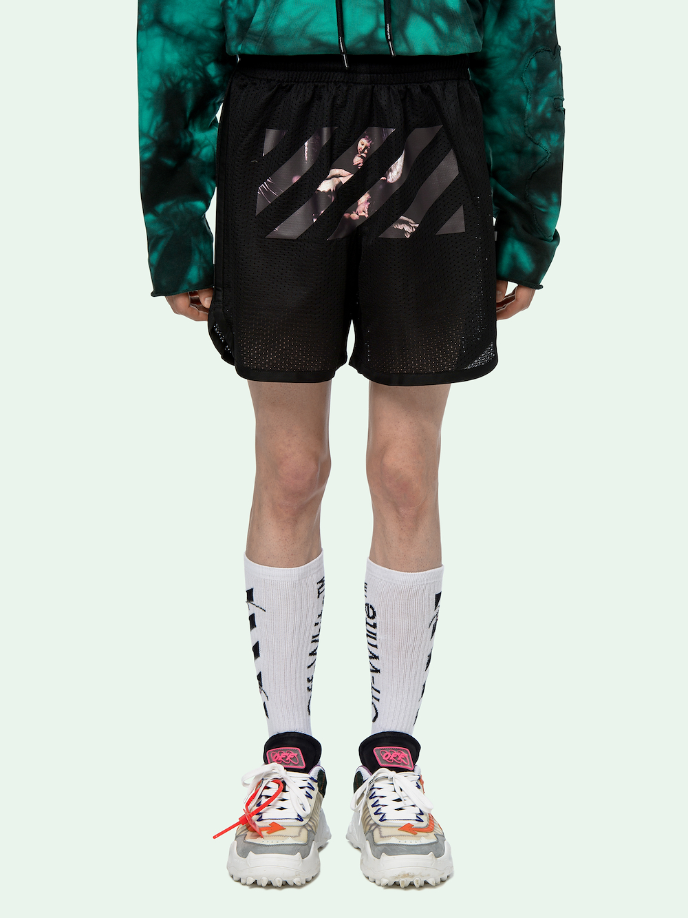 CARAVAGGIO ARROWS MESH SHORTS secondary image