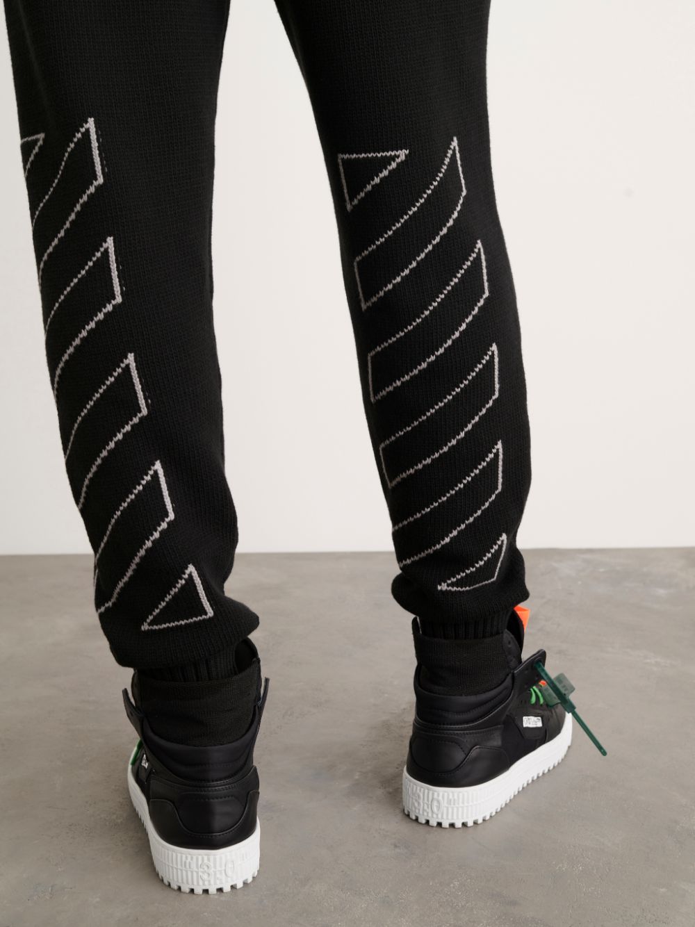 DIAG OUTLINE KNIT PANTS