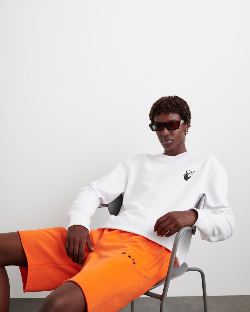 Diagonal Sweatshorts in orange | Off-White™ Official JP