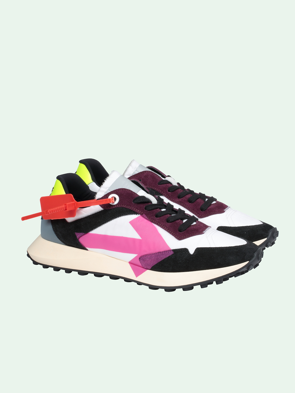 EVERYDAY SNEAKERS