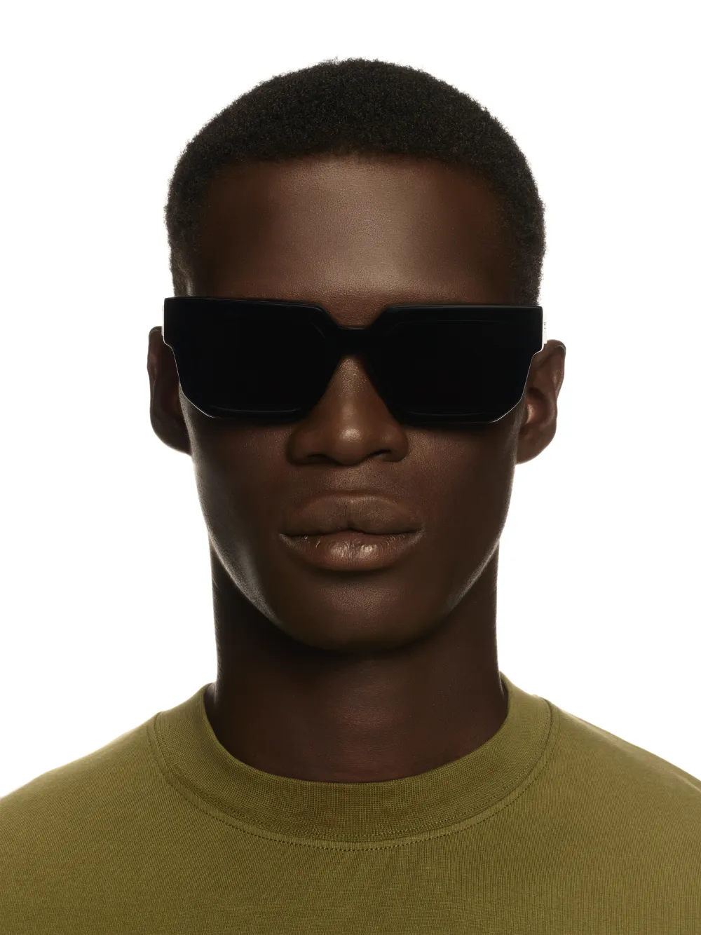 BLACK/DARK GRAY SILVERSTONE SUNGLASSES