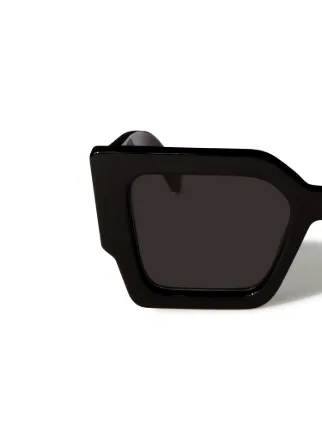 Catalina Sunglasses in black | Off-White™ Official US