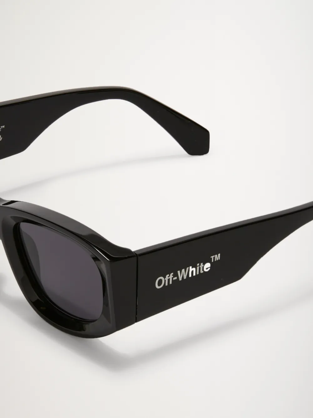 Joan oval-frame sunglasses in grey | Off-White™ Official US 