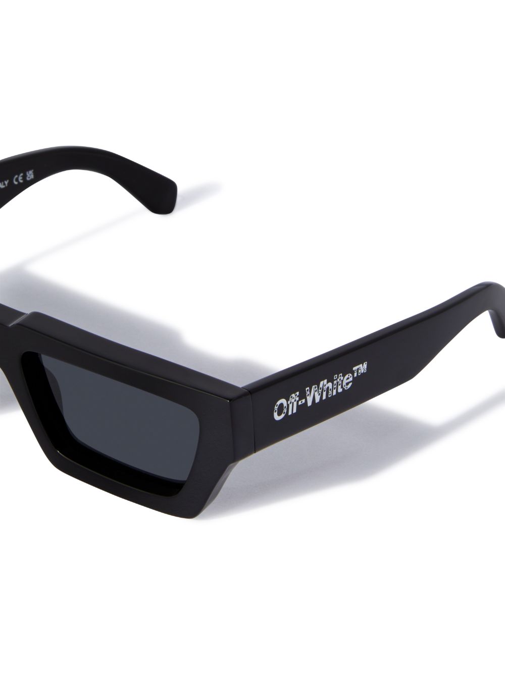 MANCHESTER SUNGLASSES in black Off White Official US