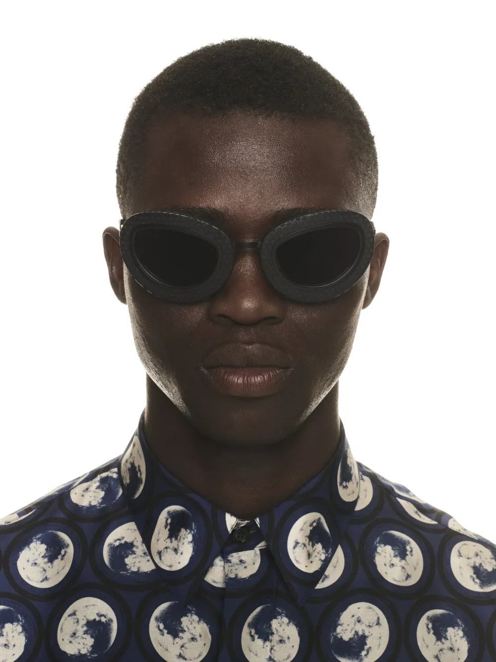 Tokyo Sunglasses in black | Off-White™ Official US