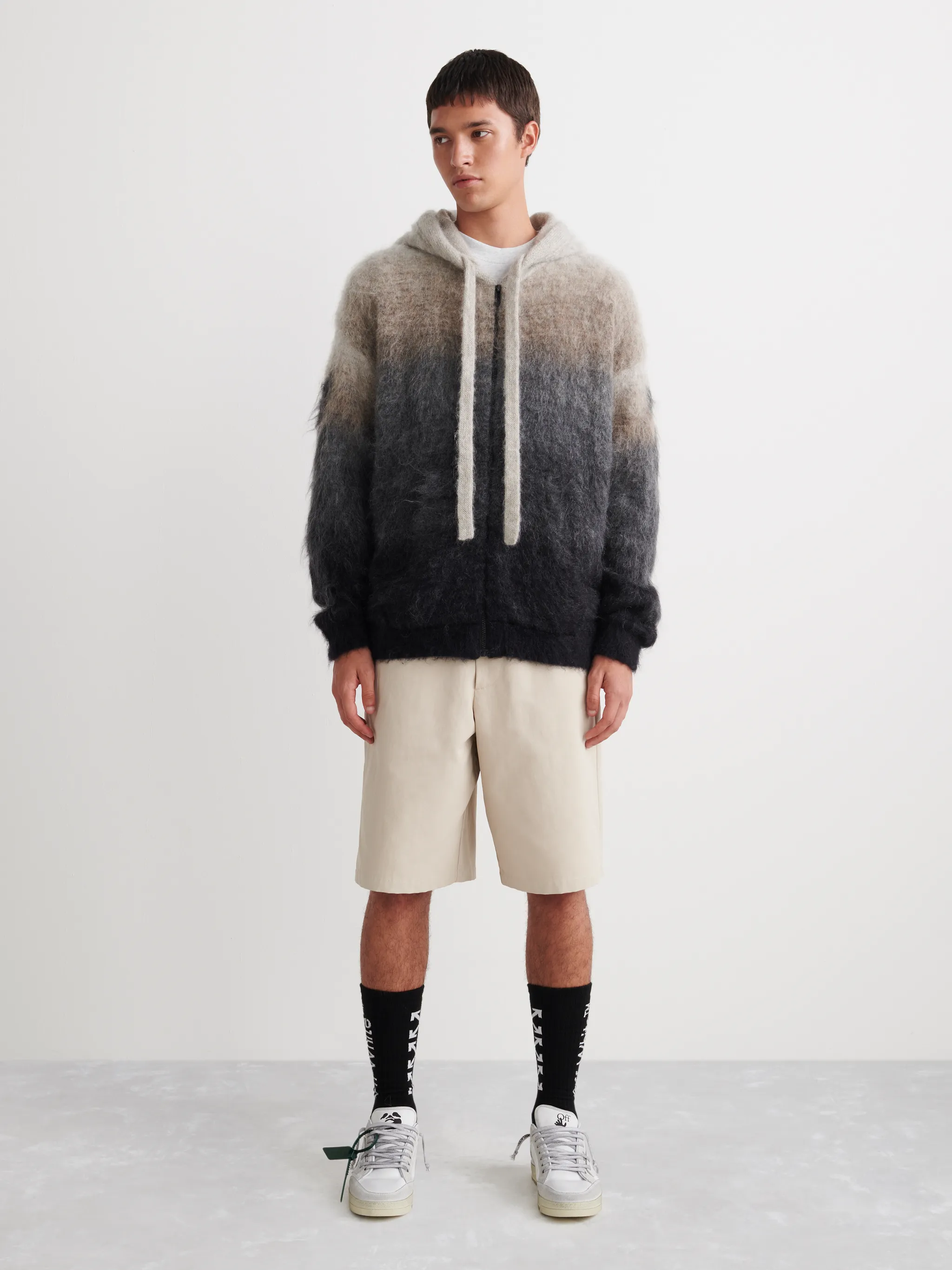 FELPA CON STRISCE OBLIQUE IN MAGLIA SPAZZOLATA