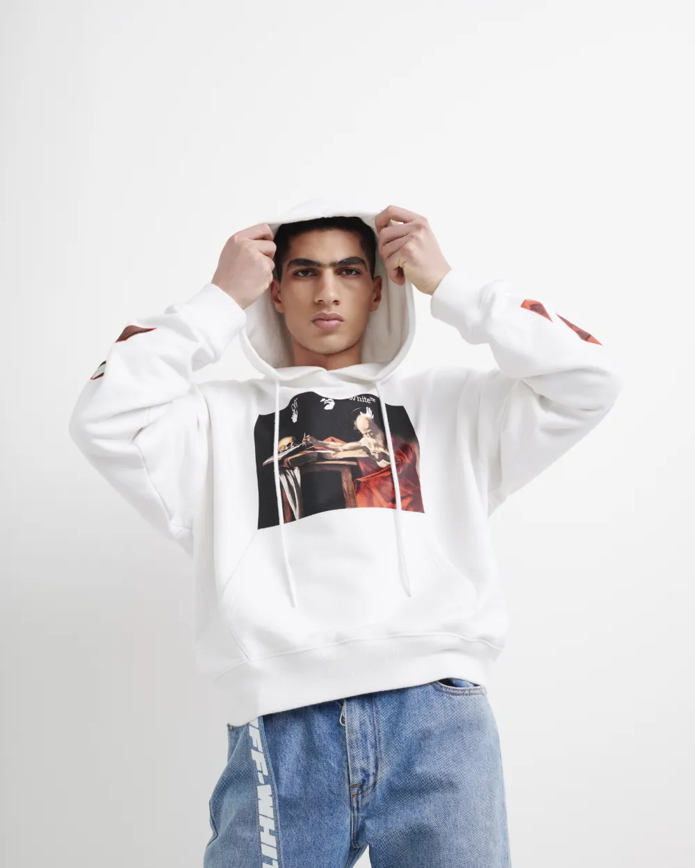 FELPA OVERSIZE CON CAPPUCCIO E DIPINTO DI CARAVAGGIO