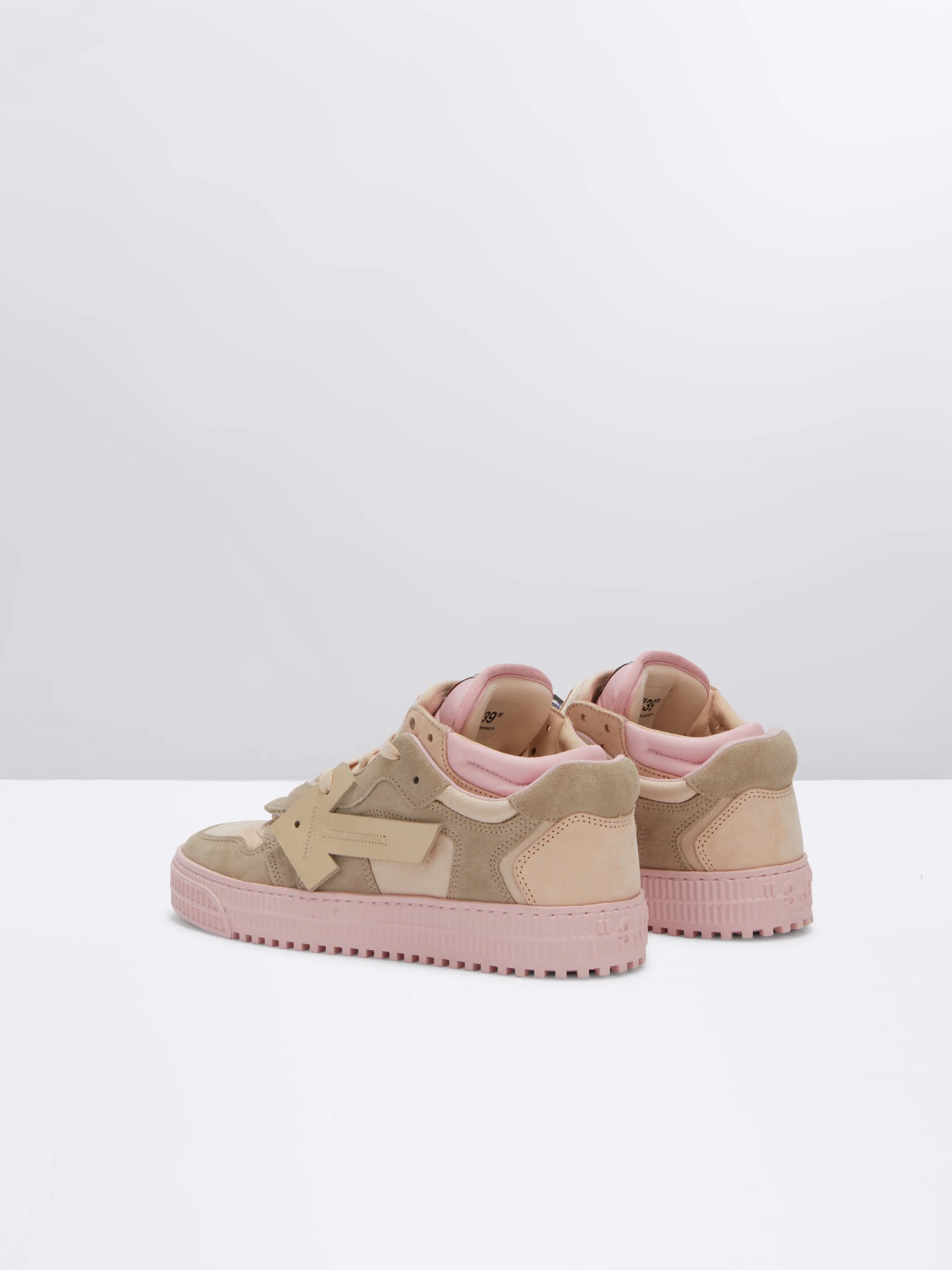 off white floating arrow sneaker