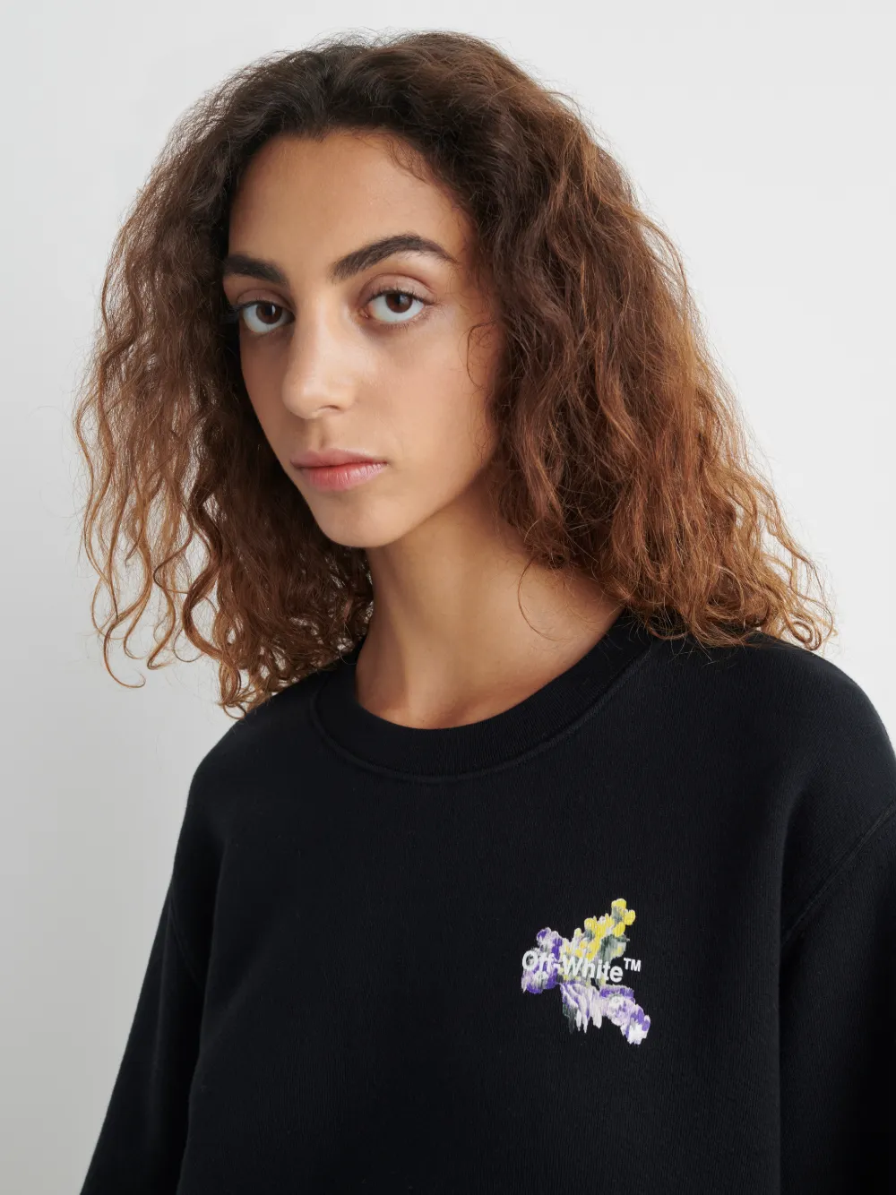 Off white flower crewneck hotsell