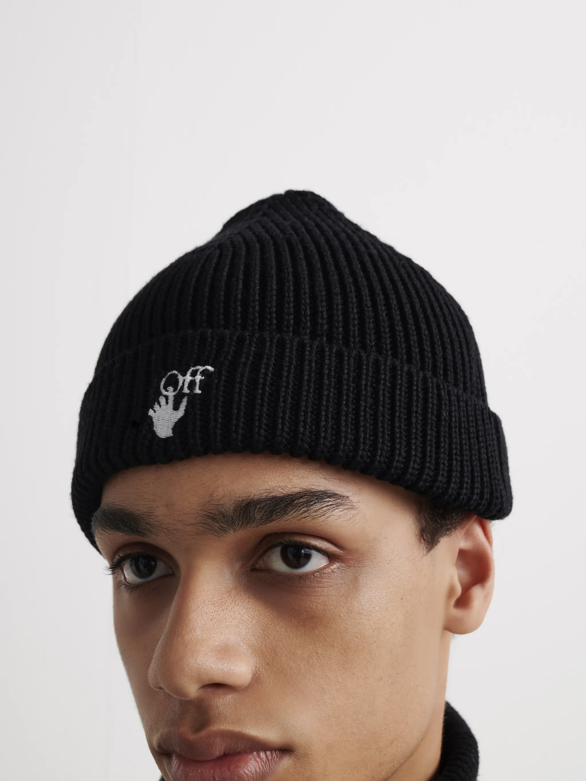 beanie off white