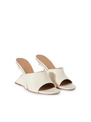 ＊OFF WHITE＊ Jug Wedge Mules JUG WEDGE MULE in white | Off-White™ Official IE