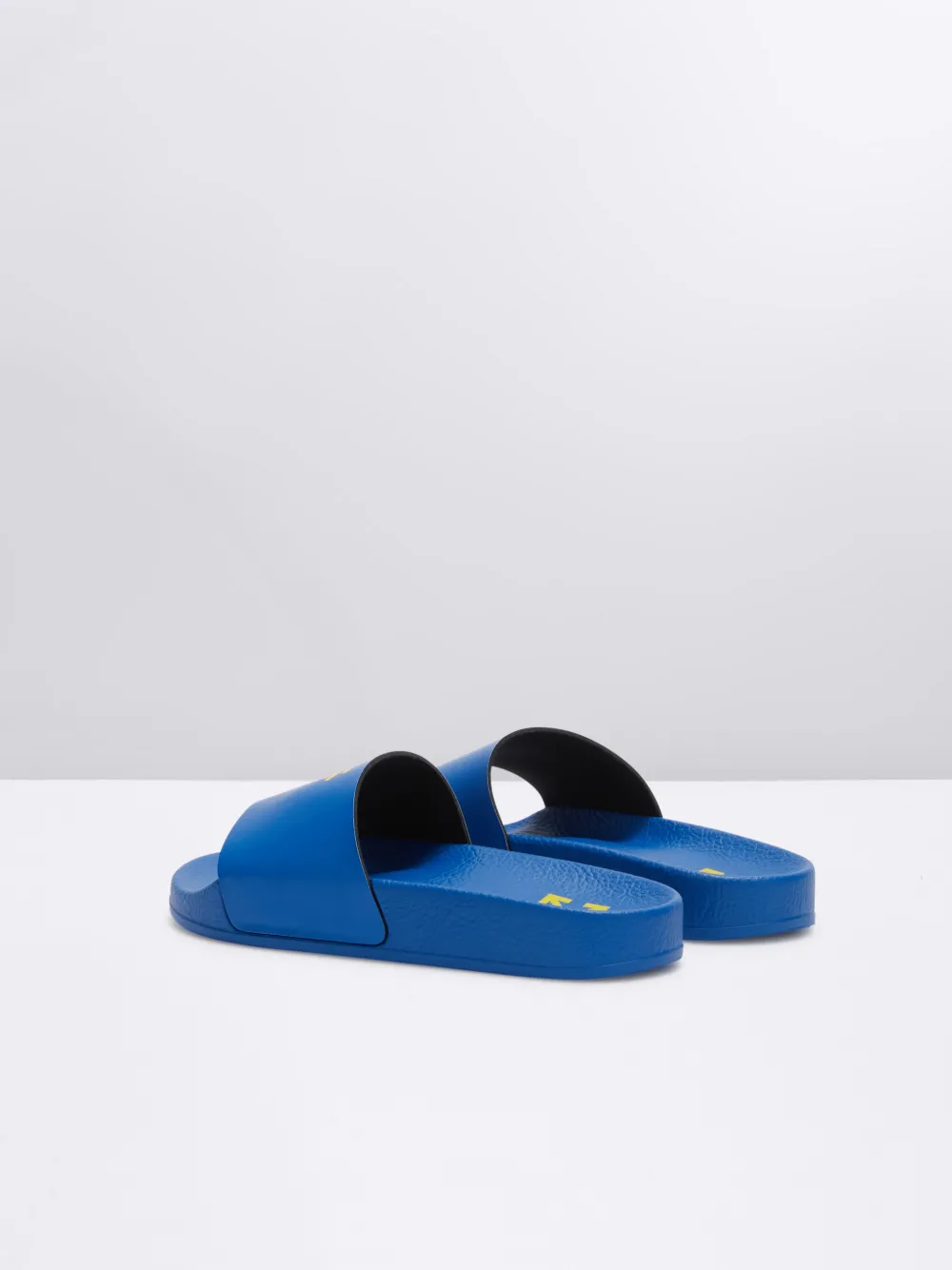 Off white blue logo best sale pool slides