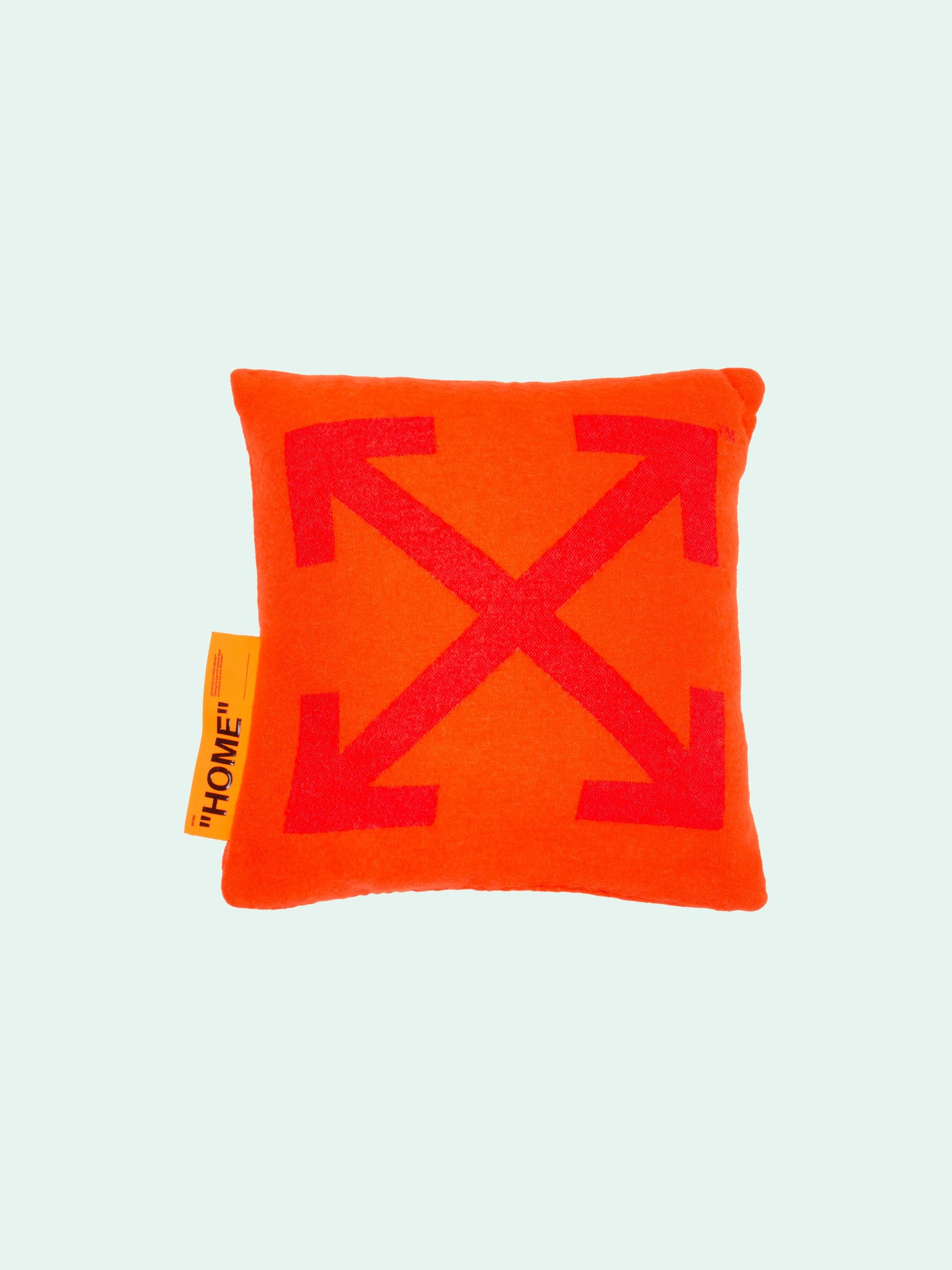 LARGE ARROWS PILLOW | Off-White 