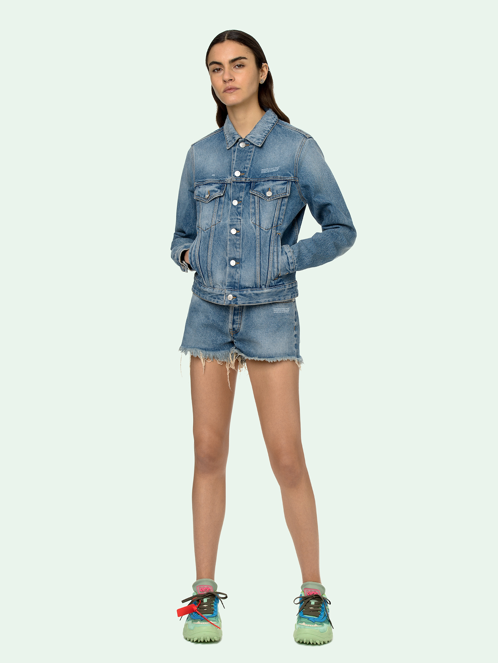 LIGHT BLUE DENIM JACKET primary image
