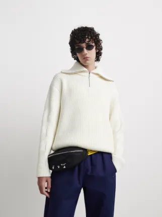 Logo Basic Fannypack in black | Off-White™ Official IT