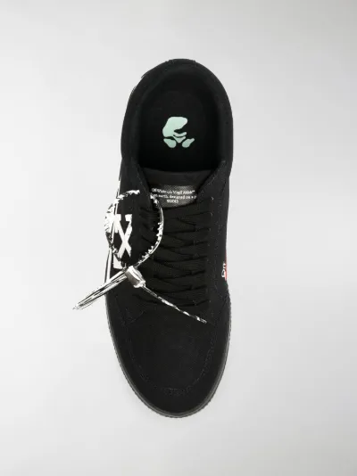 black & white low top vulcanized sneakers