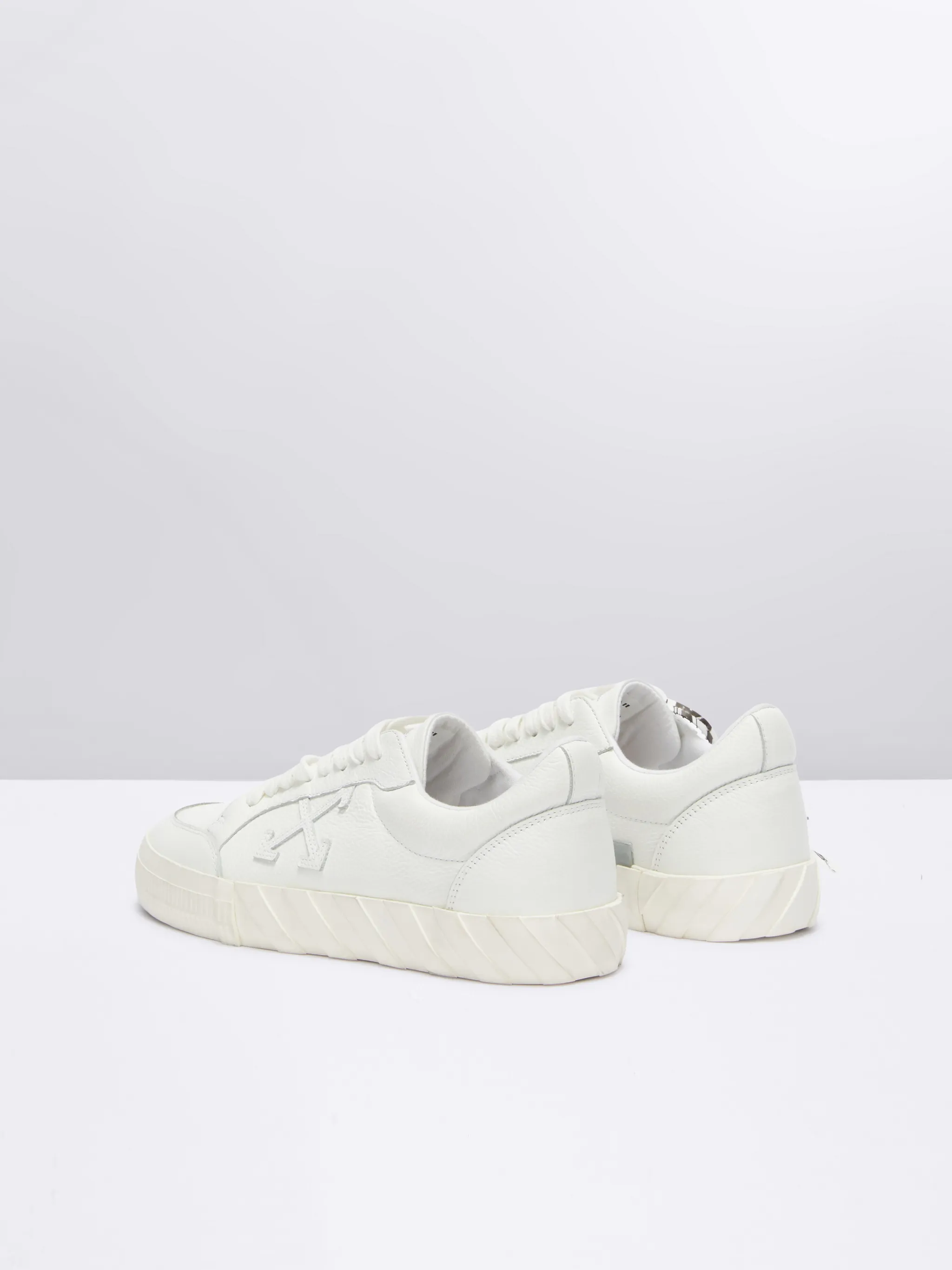 Low Vulcanized Sneakers Off White Official Site