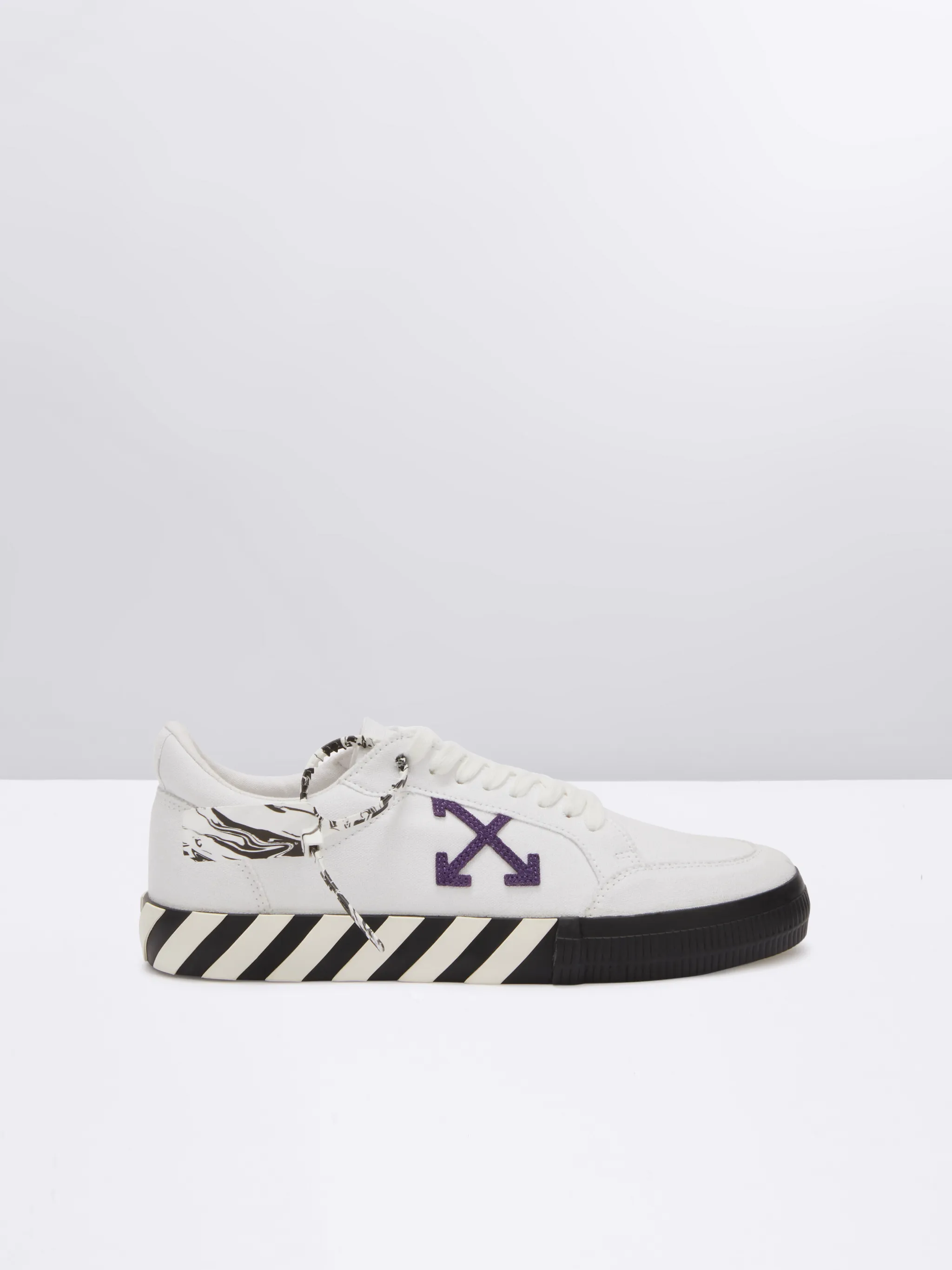 off white shoes vulcanized