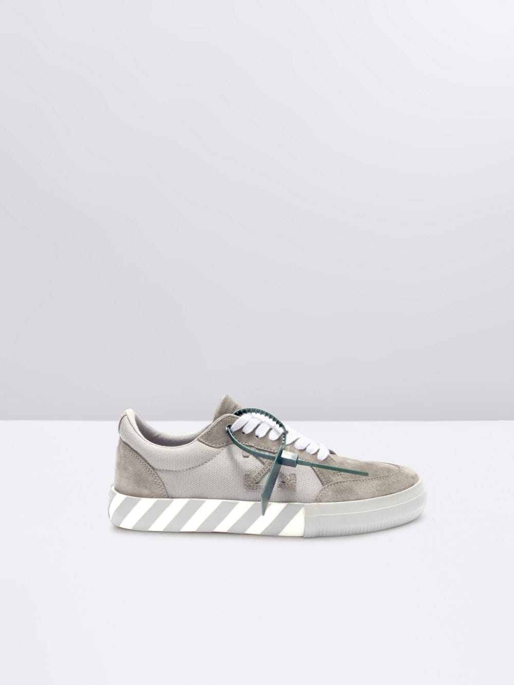 Off-White Vulcanized Canvas low-top Sneakers - Farfetch