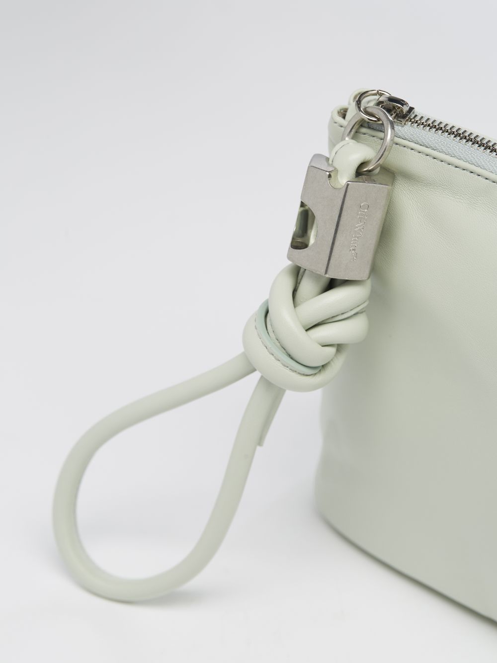 Off on sale white pochette