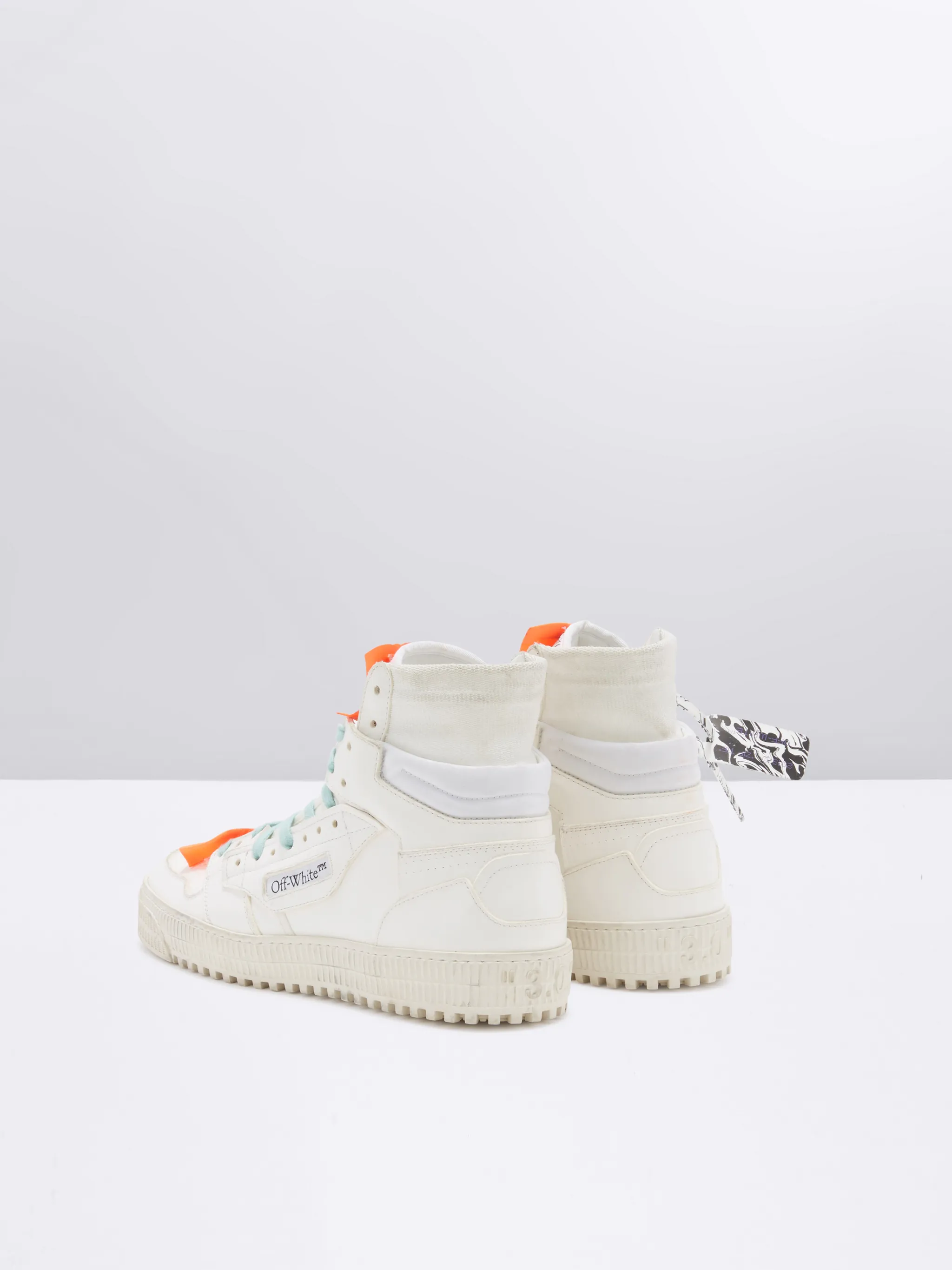 Sneakers alte Off-Court 3.0