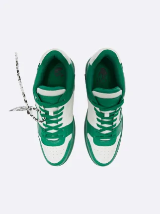 SNEAKERS OUT OF OFFICE \