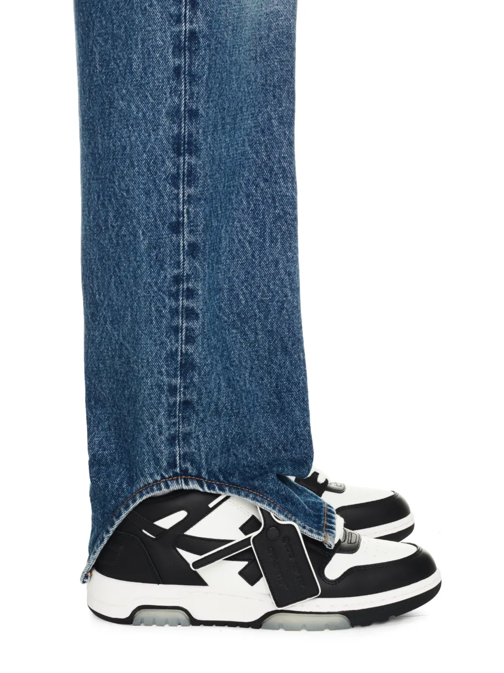 WEISS/SCHWARZE OUT OF OFFICE SNEAKER