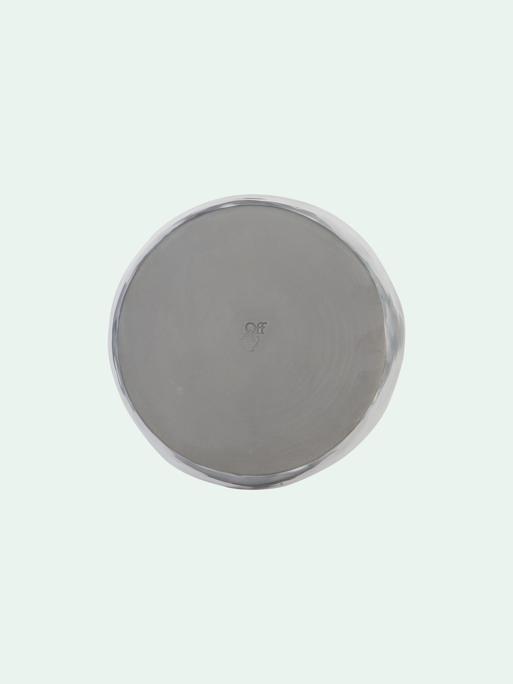 灰褐色光面陶瓷午餐餐具组 Off White 官方网站 灰褐色光面陶瓷午餐餐具组 Off White 官方网站