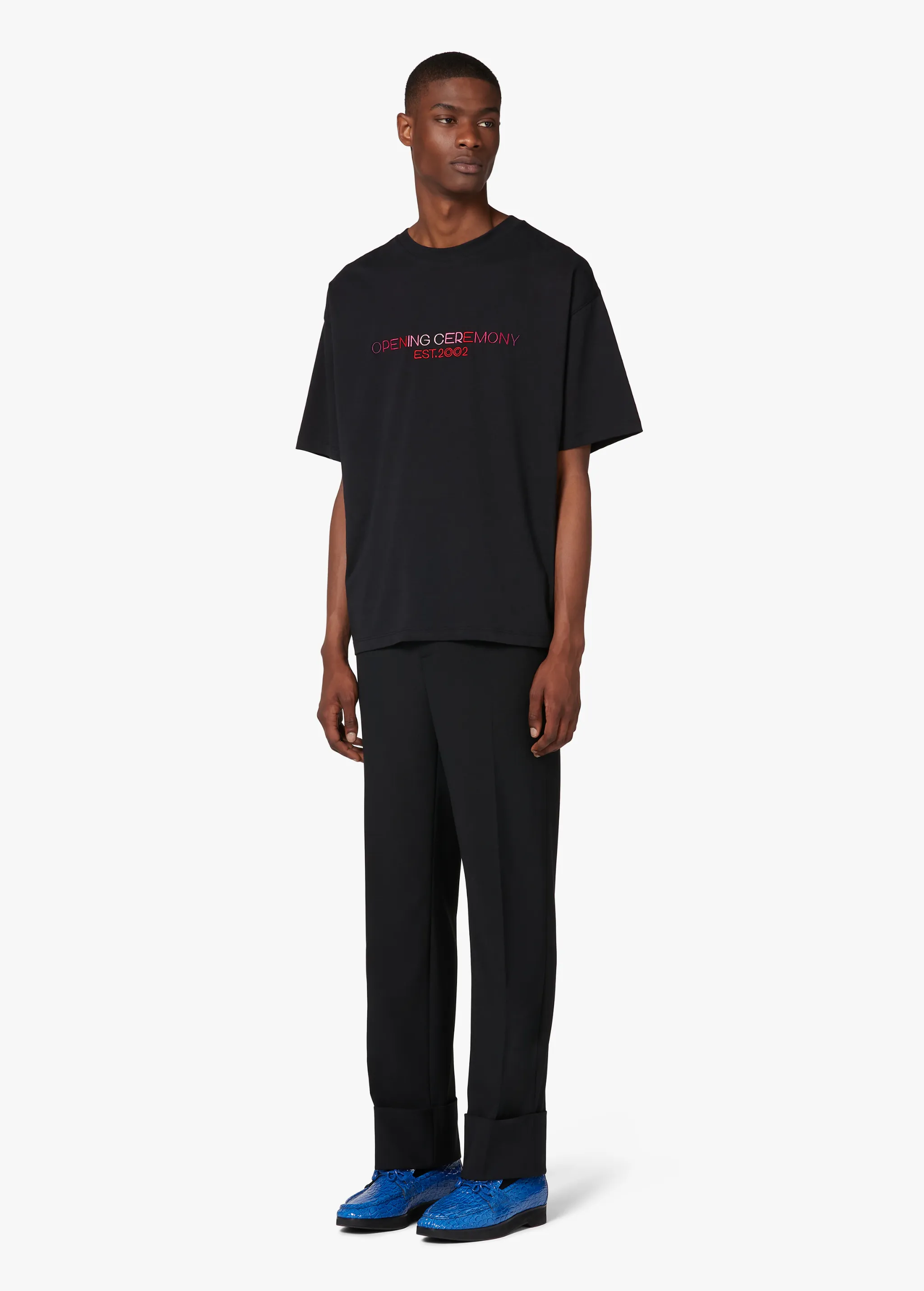 BLACK EMBROIDERED T-SHIRT