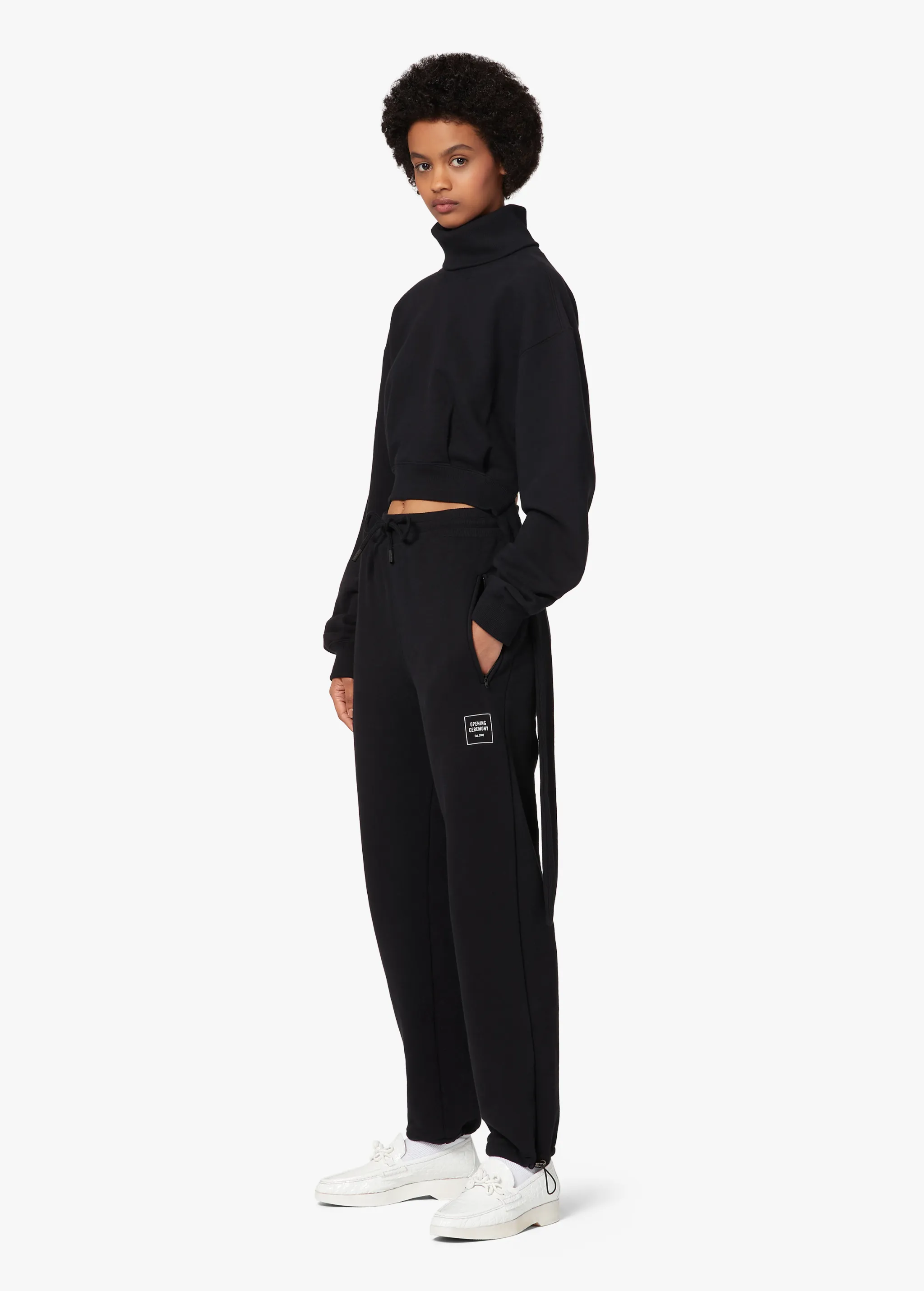 BLACK LOGO SWEATPANTS