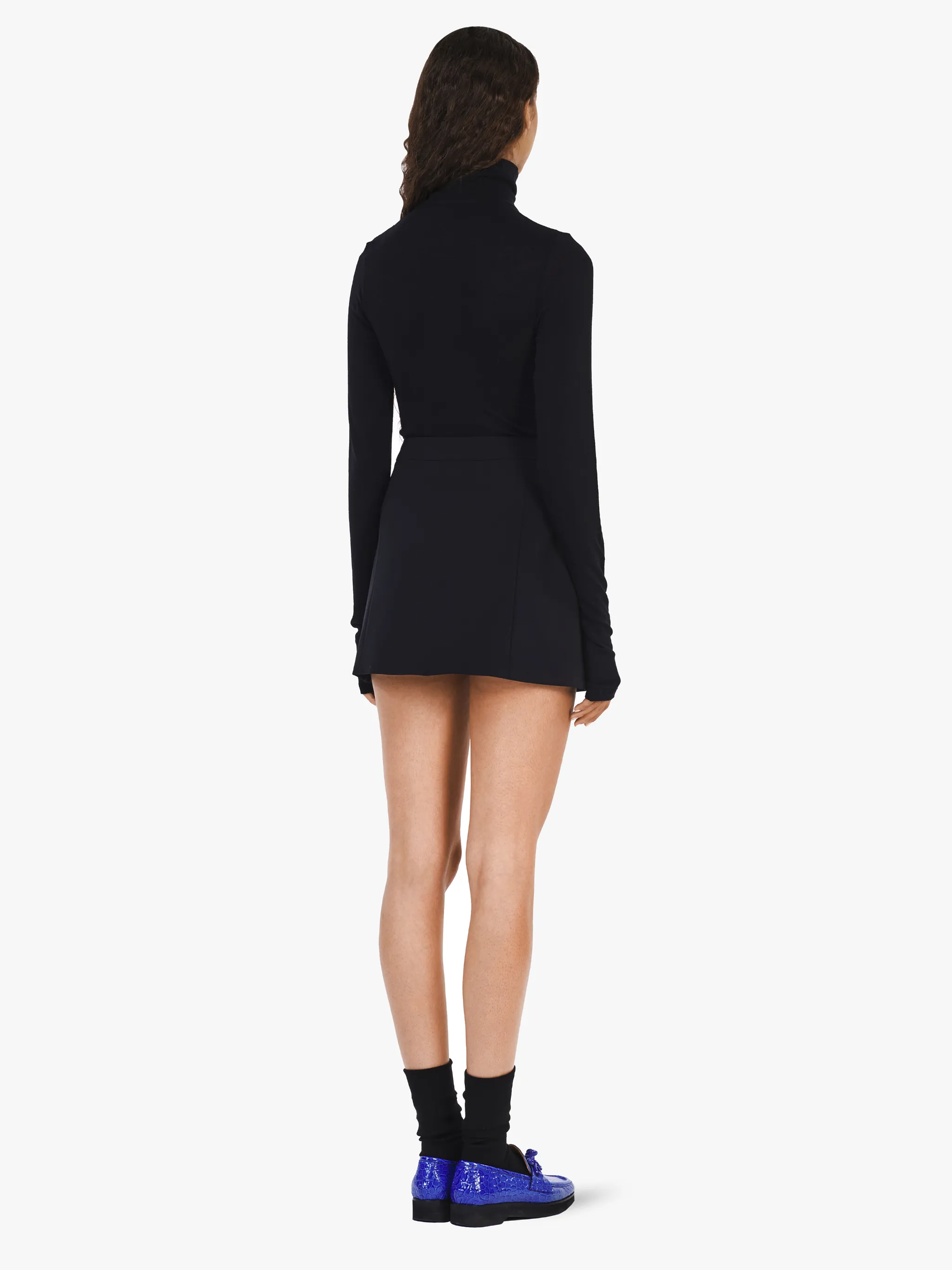 BLACK SMALL LOGO TURTLENECK