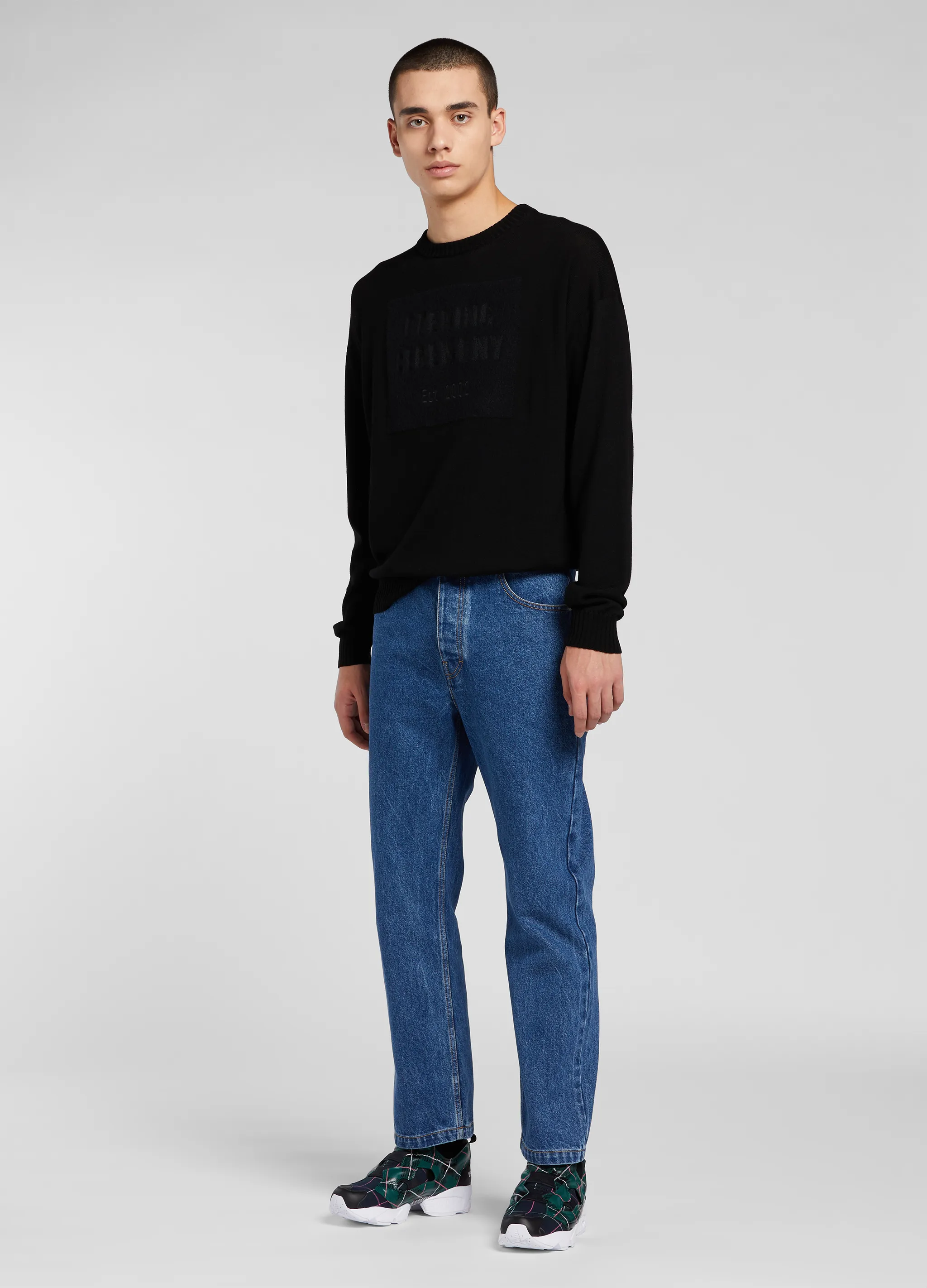 BOX LOGO SWEATERS