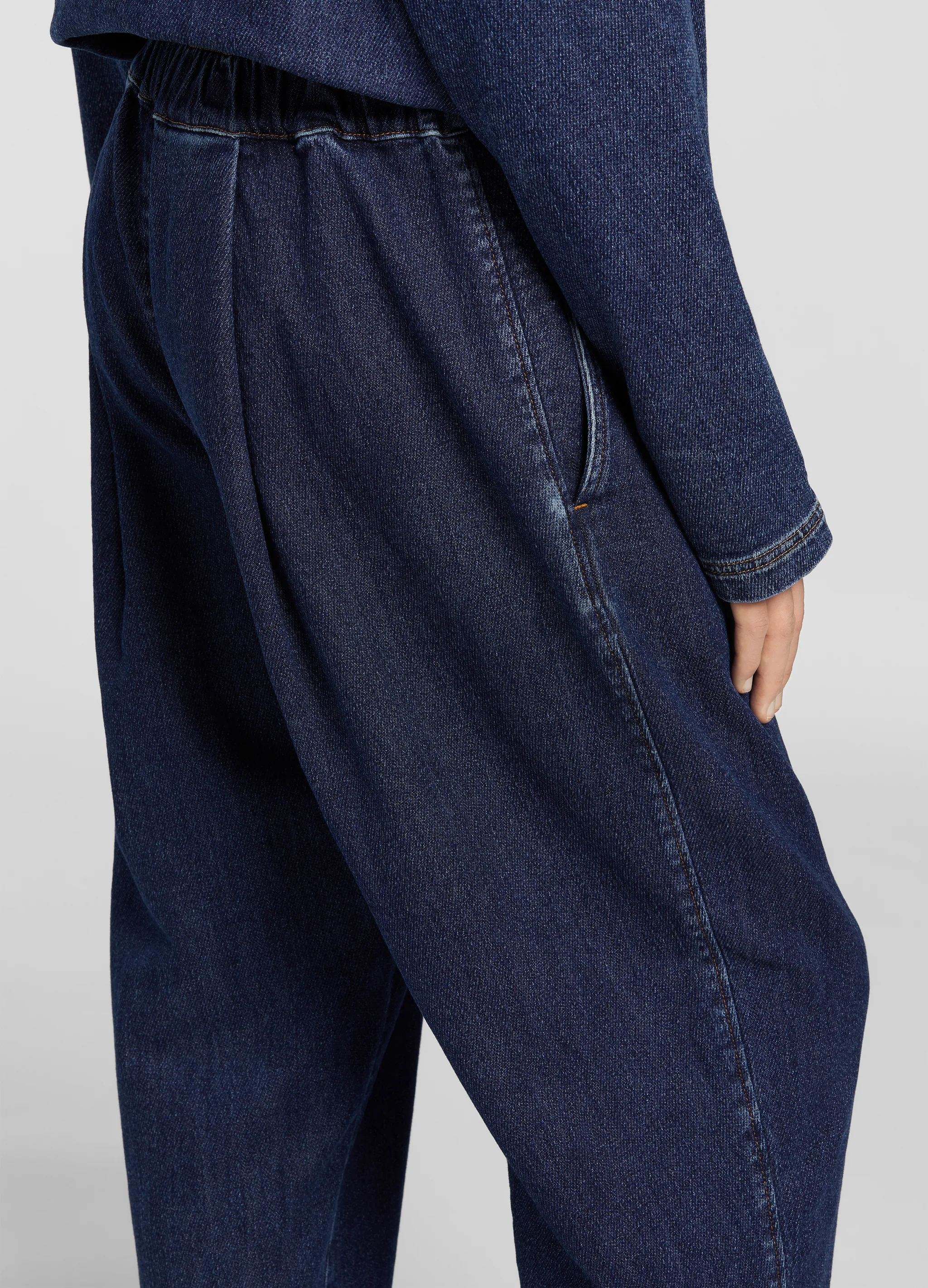 CHINO SWEATPANTS