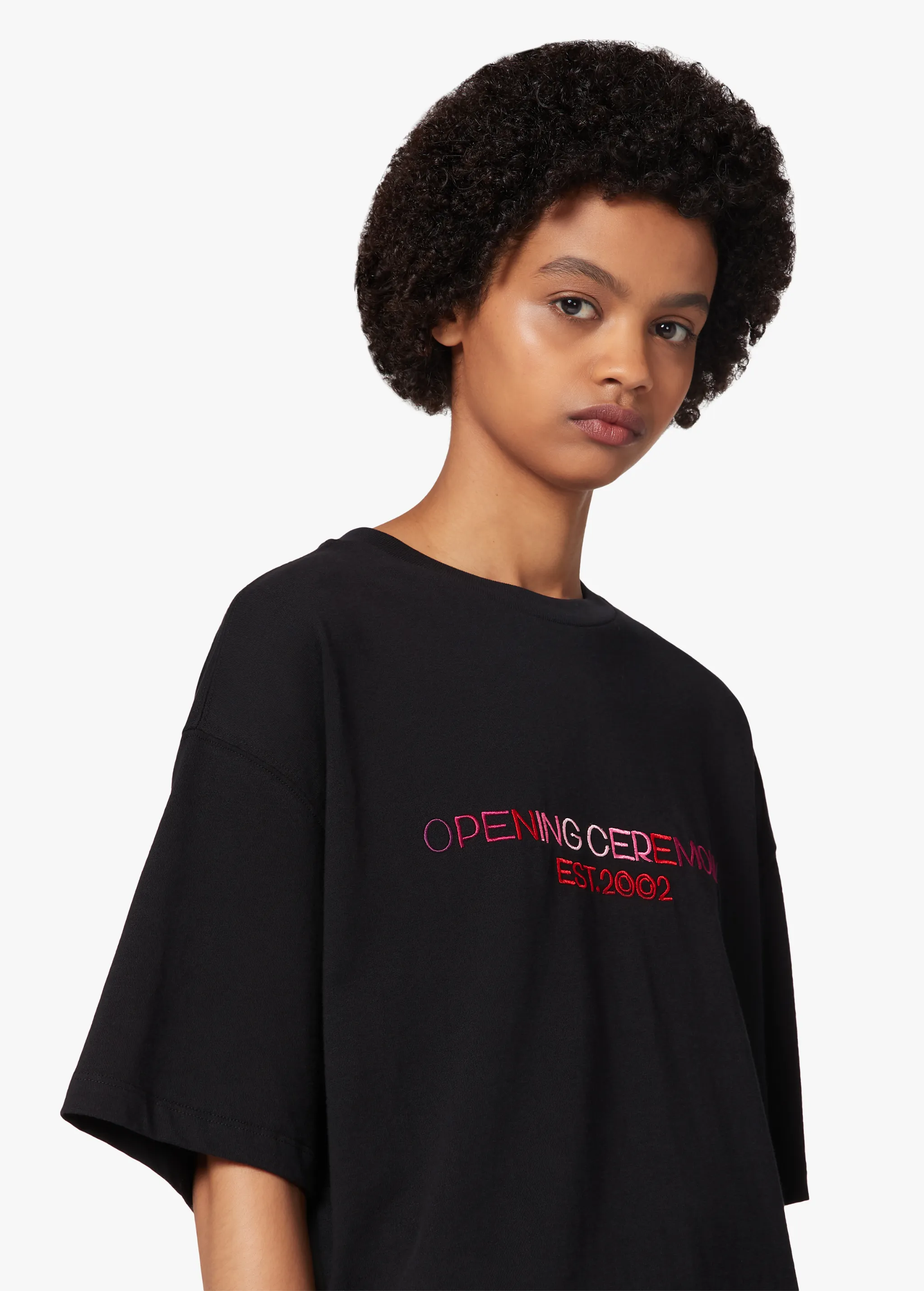 EMBROIDERED LOGO T-SHIRT