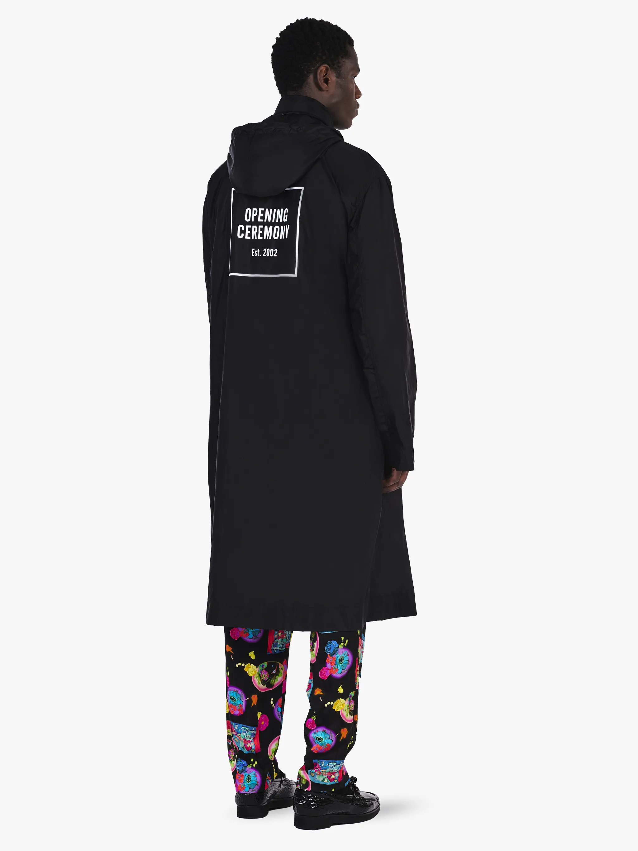 LOGO WINDBREAKER