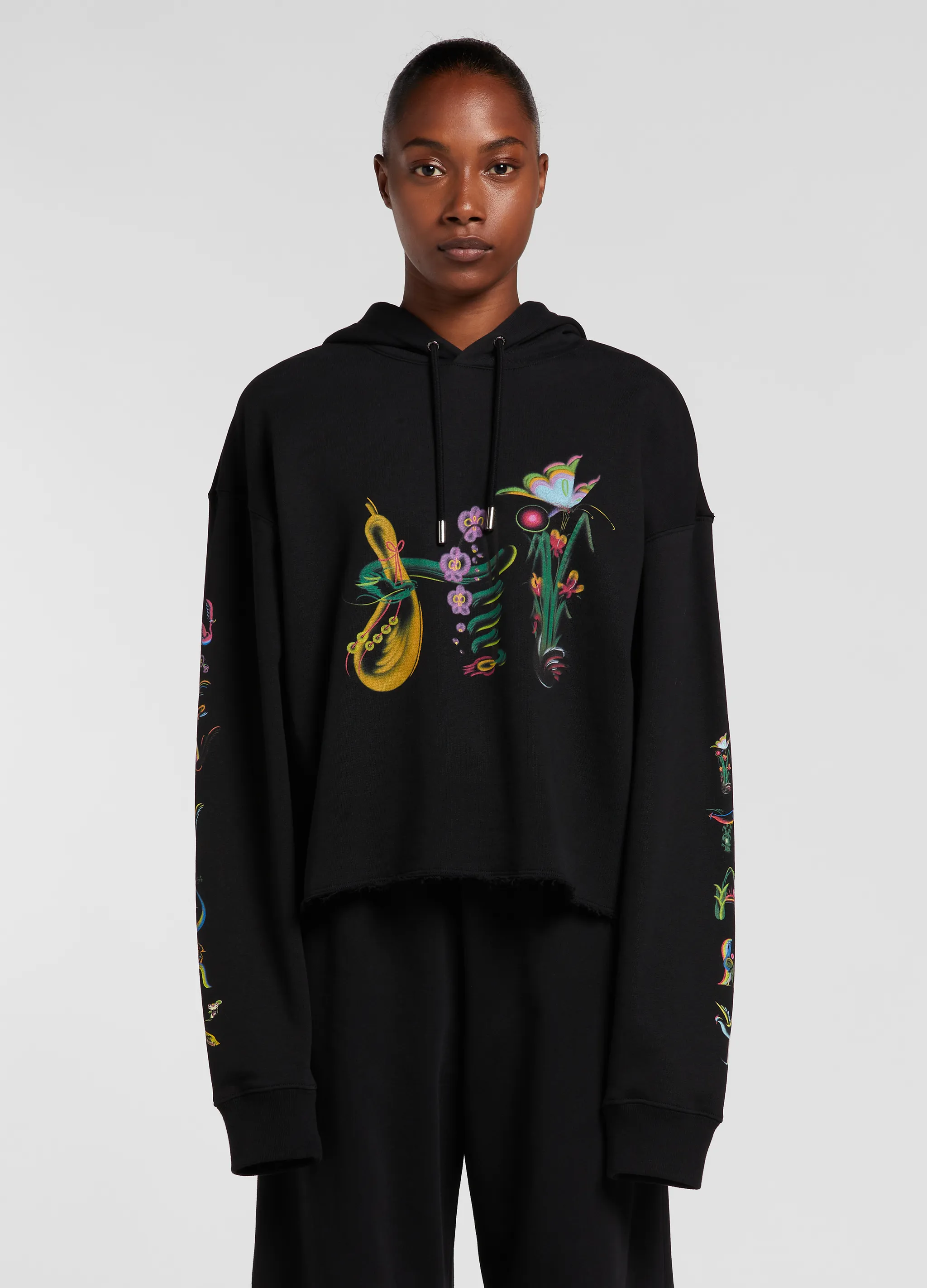 NAME PAINTING SWEATSHIRT