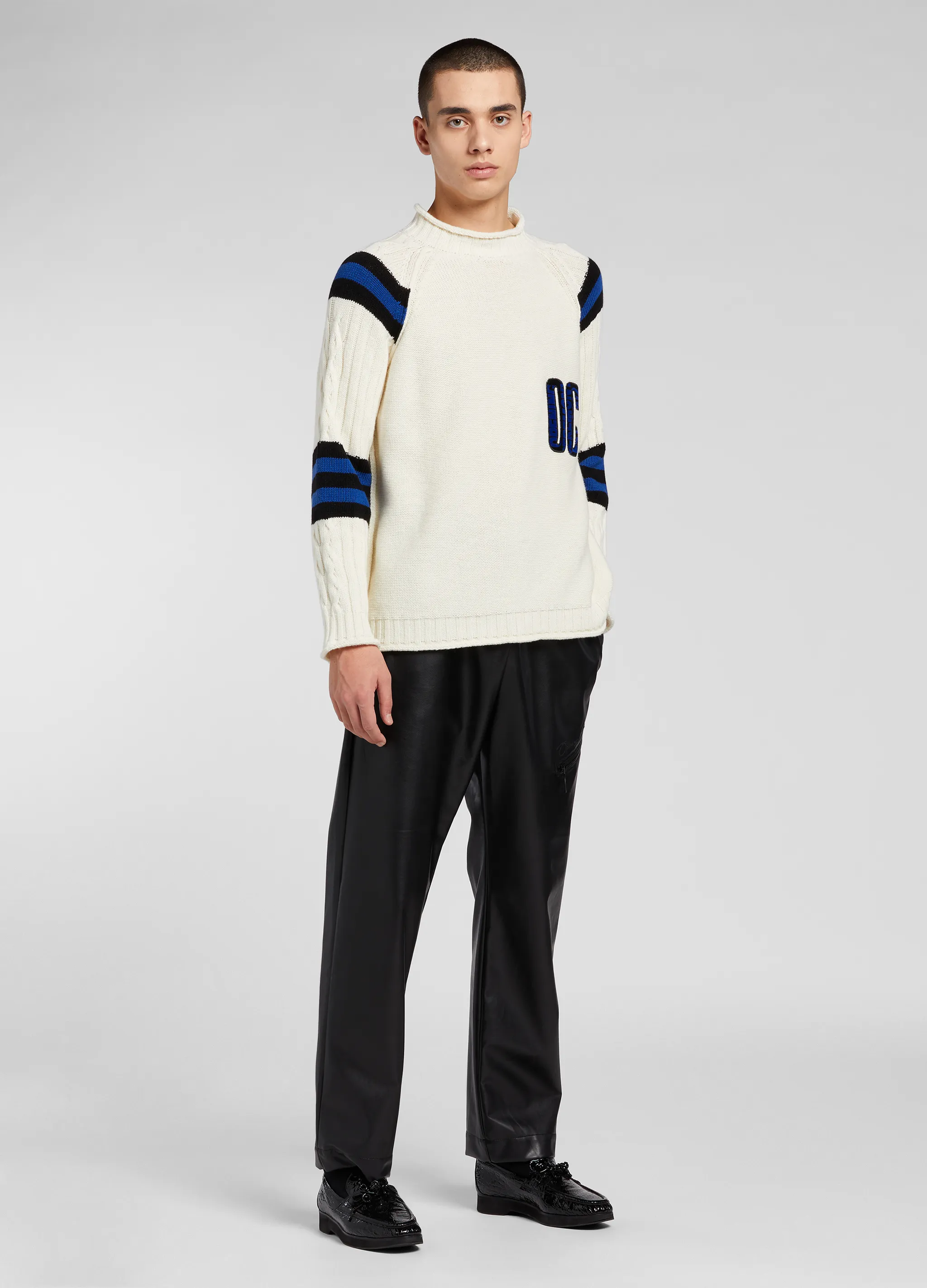 OC LOGO SWEATERS