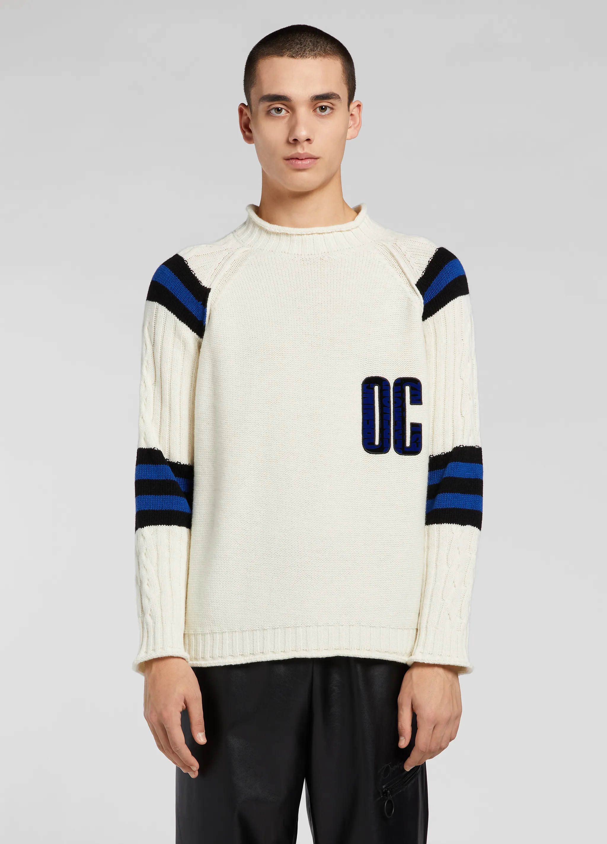 OC LOGO SWEATERS
