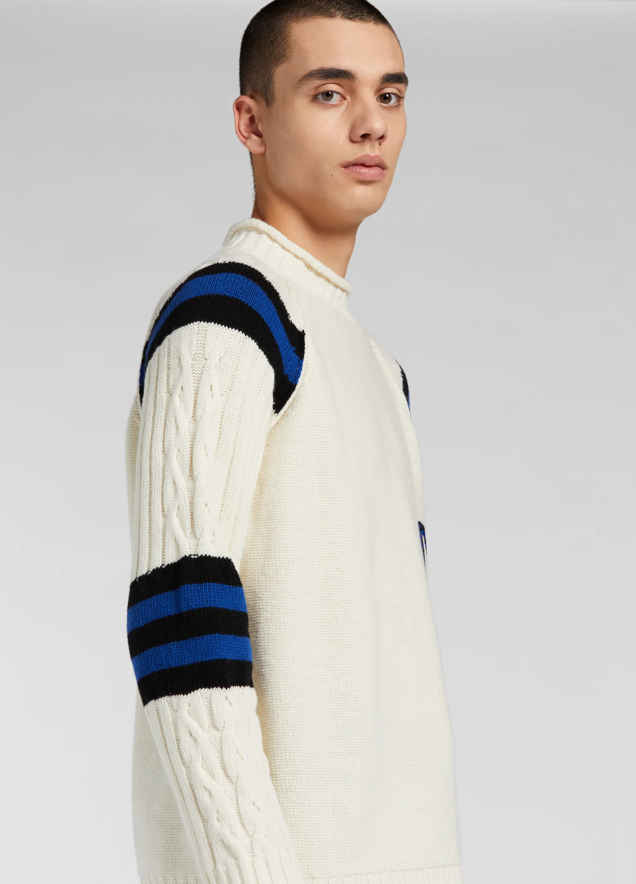 OC LOGO SWEATERS