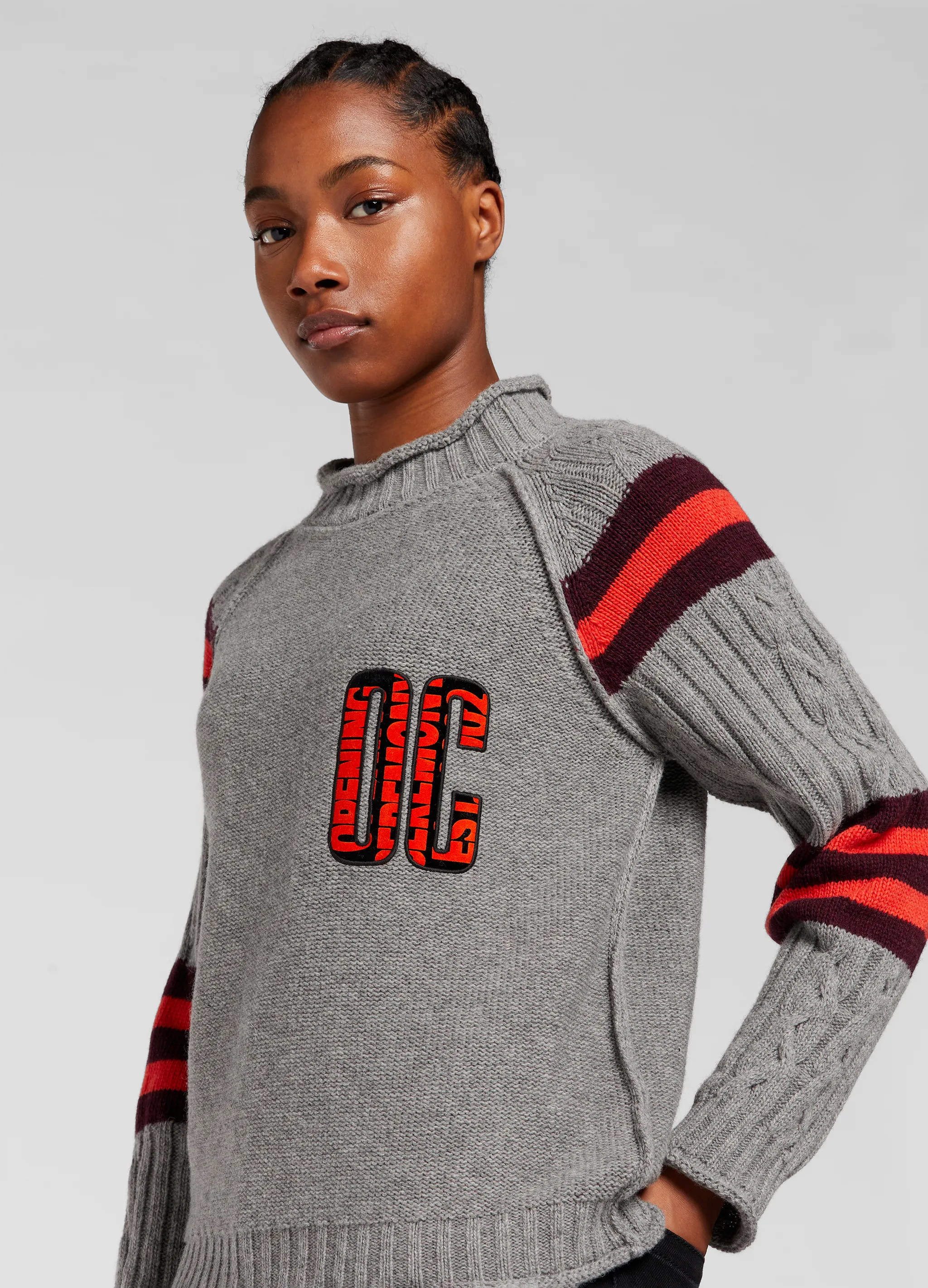 OC LOGO SWEATERS