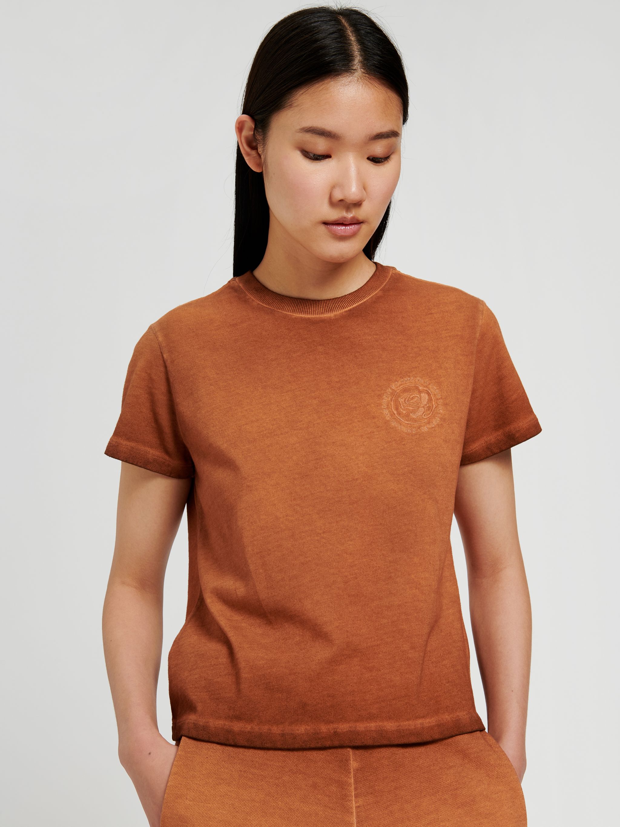 rose brown shirt