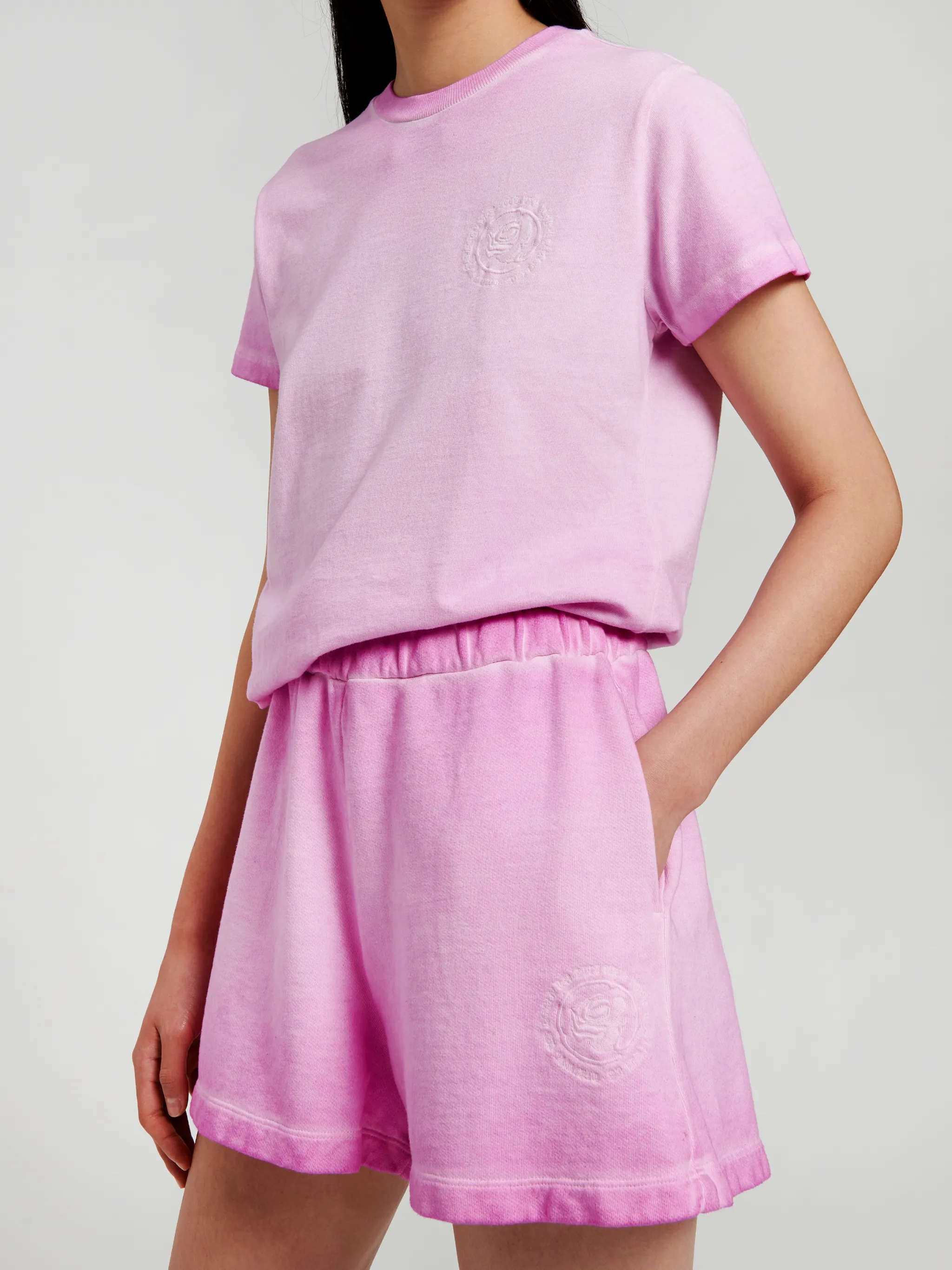 ROSE CREST SWEATSHORT