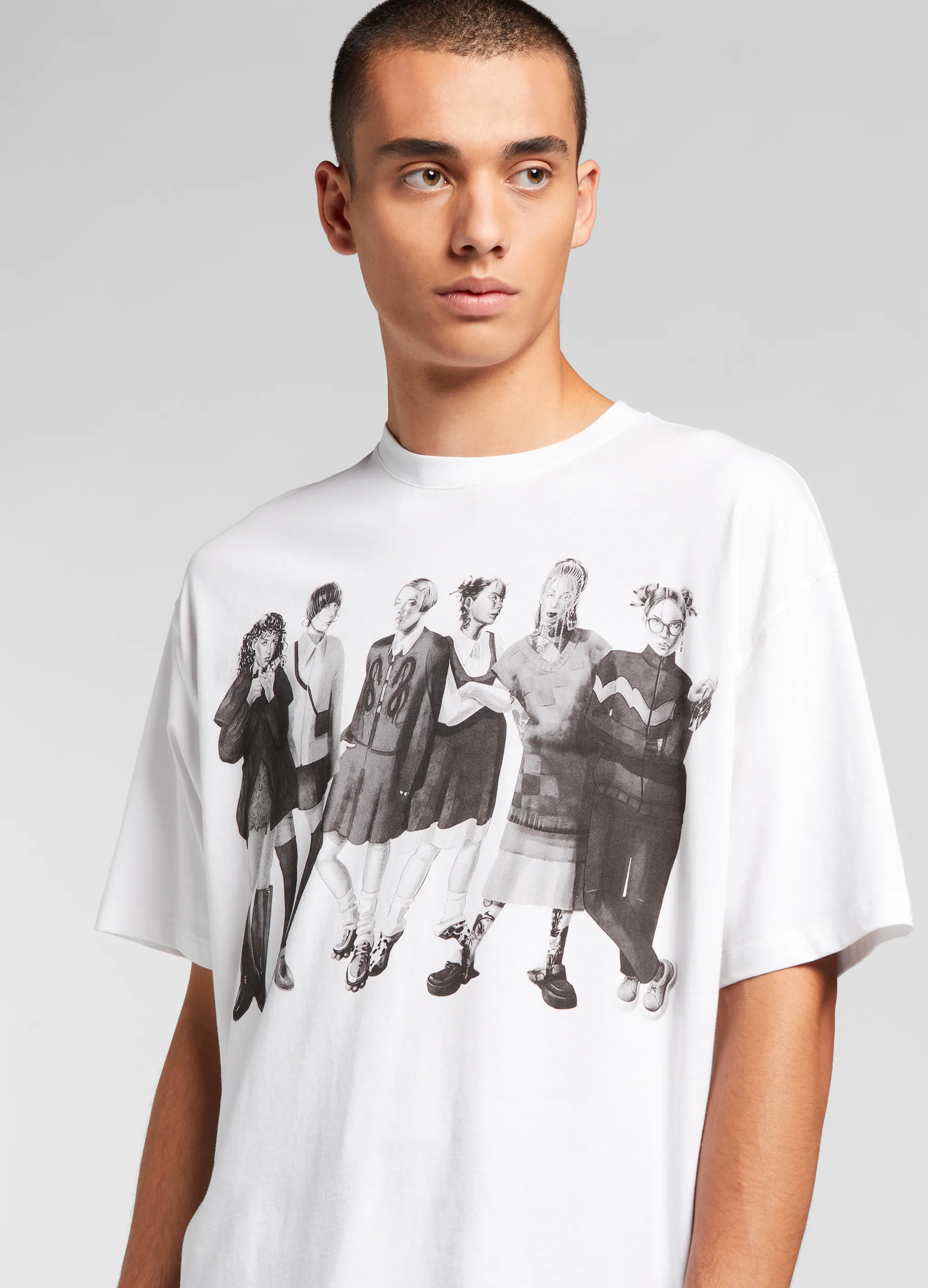 SCHOOL GIRLS T-SHIRT