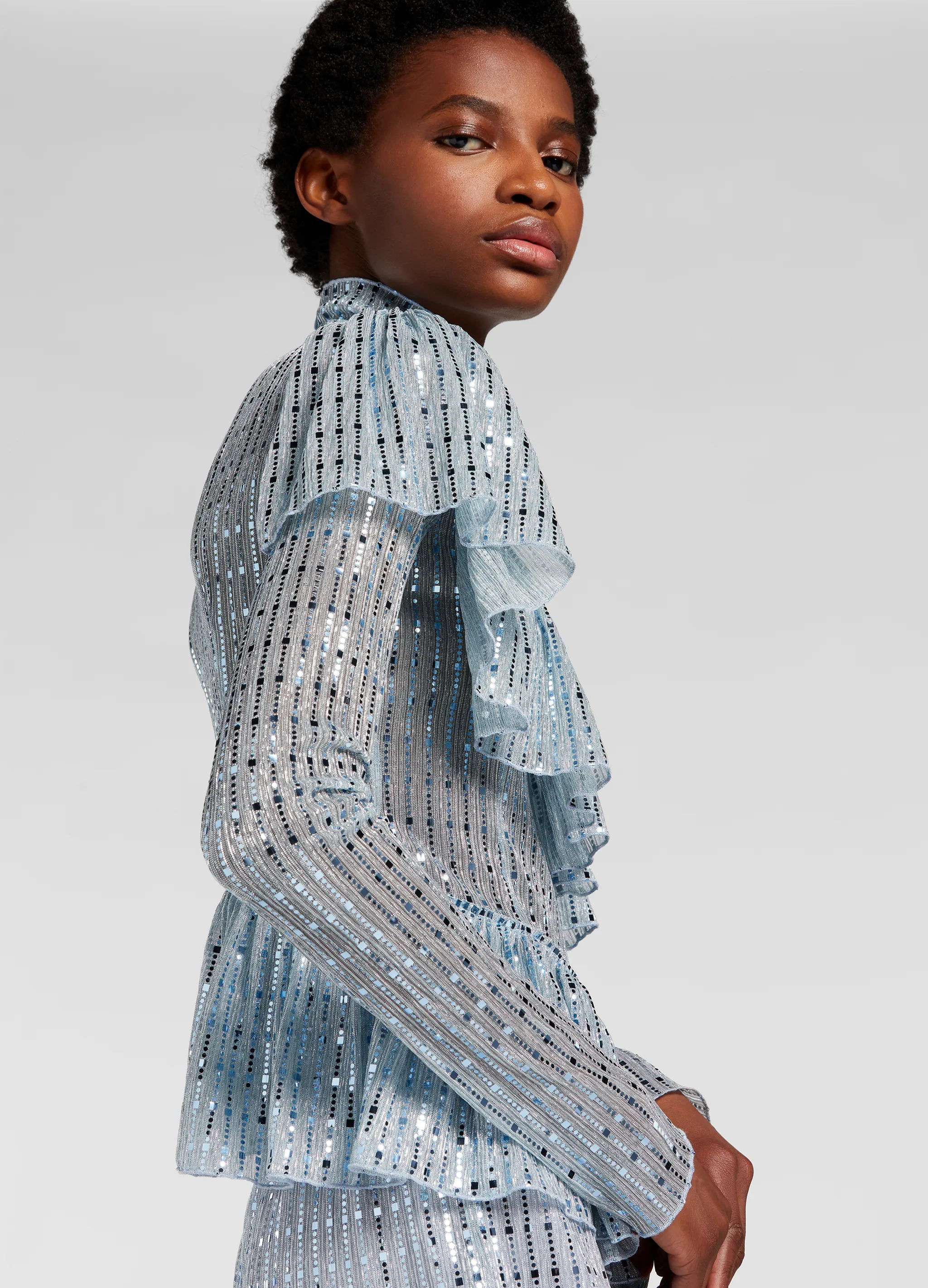 SEQUINS DRAPE TOP