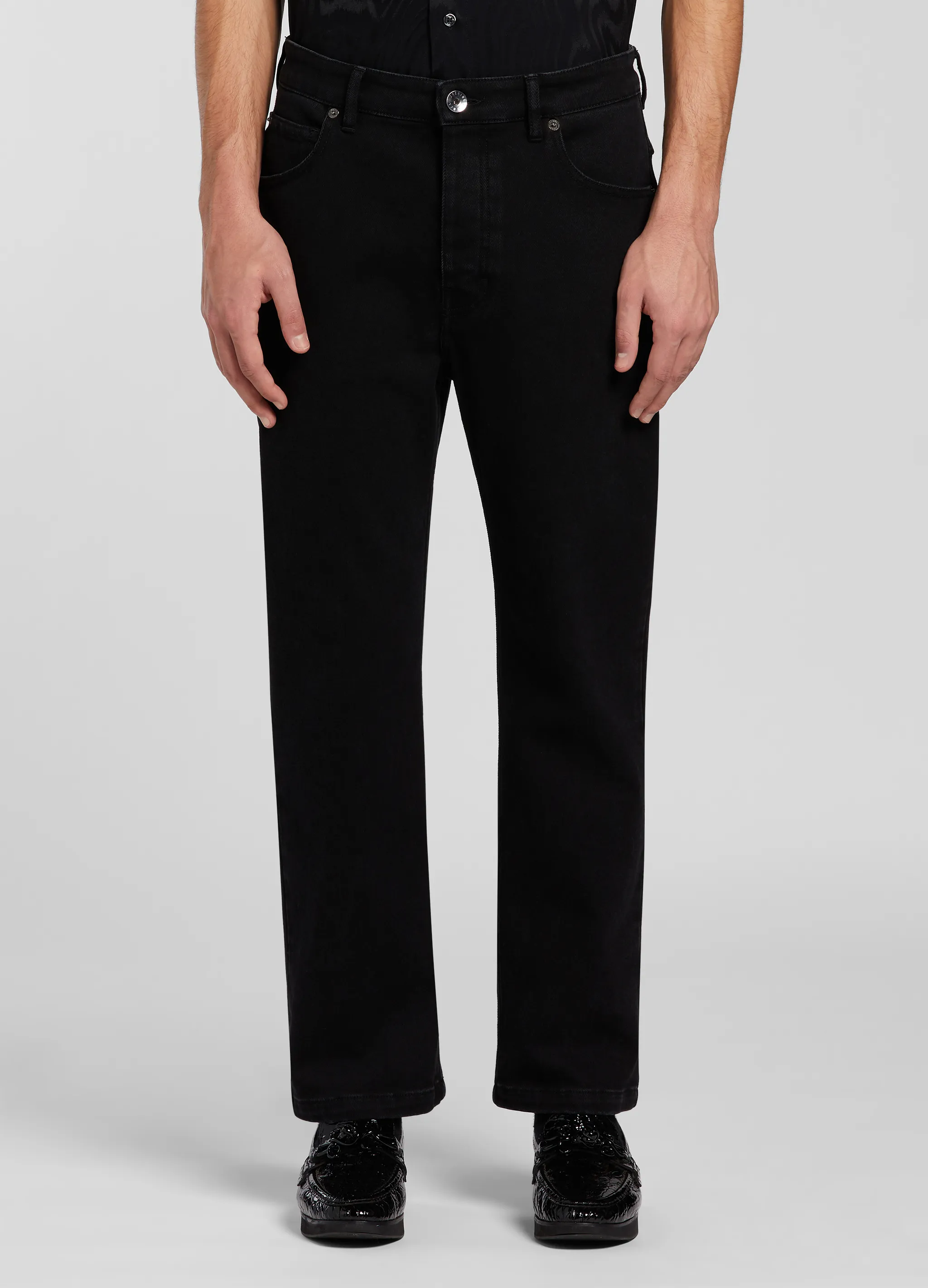 SLIM FIT JEANS