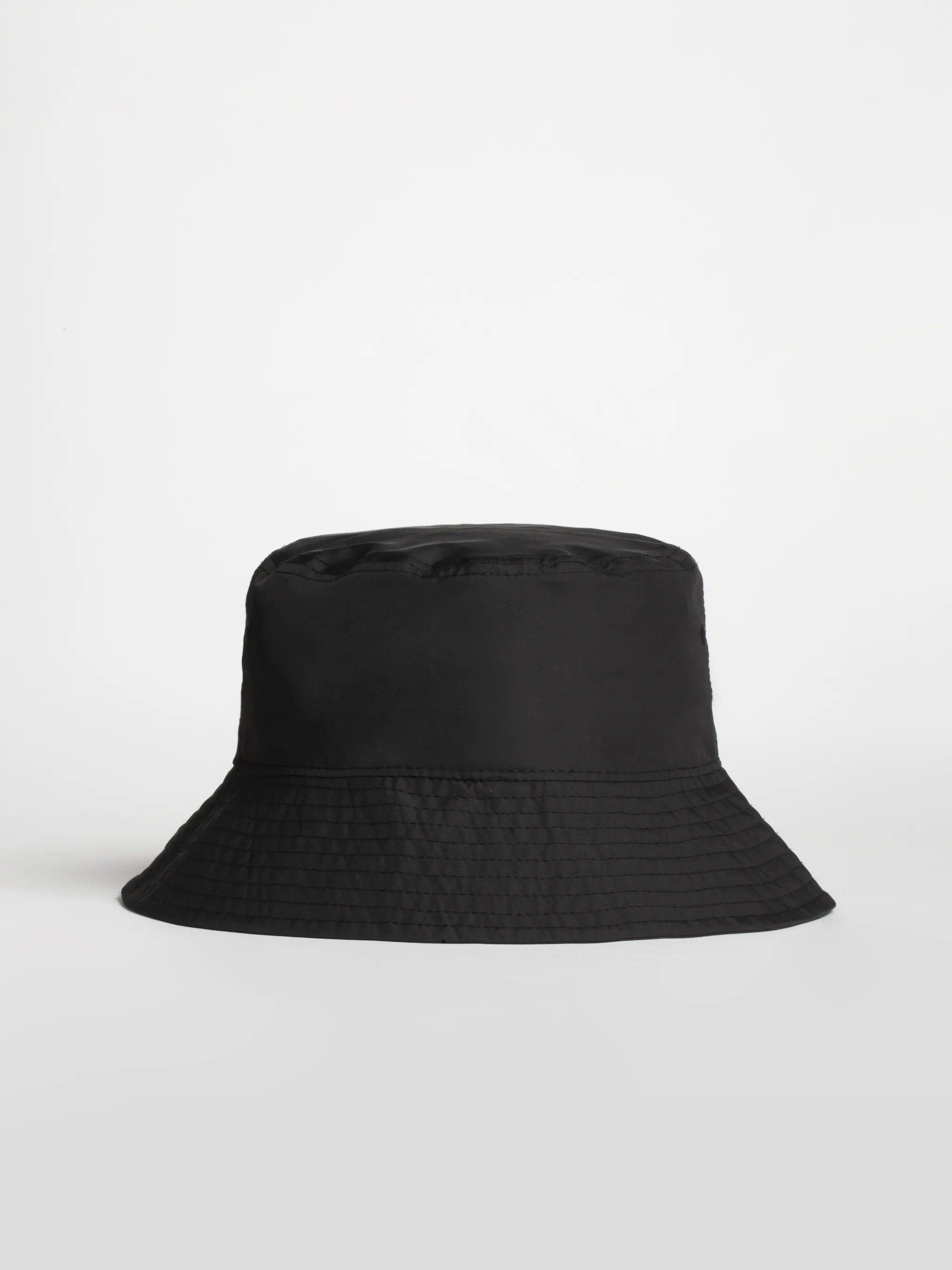 WARPED LOGO BUCKET HAT
