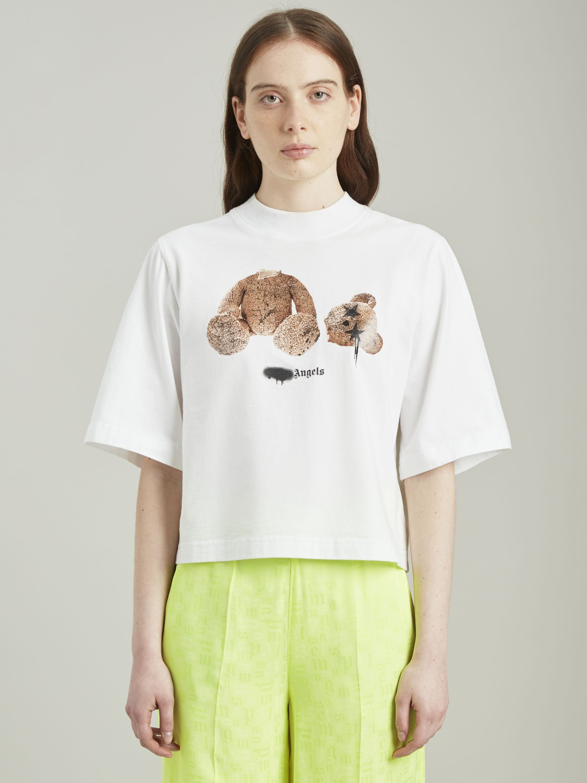 BEAR SPRAYED CROPPED T-SHIRT