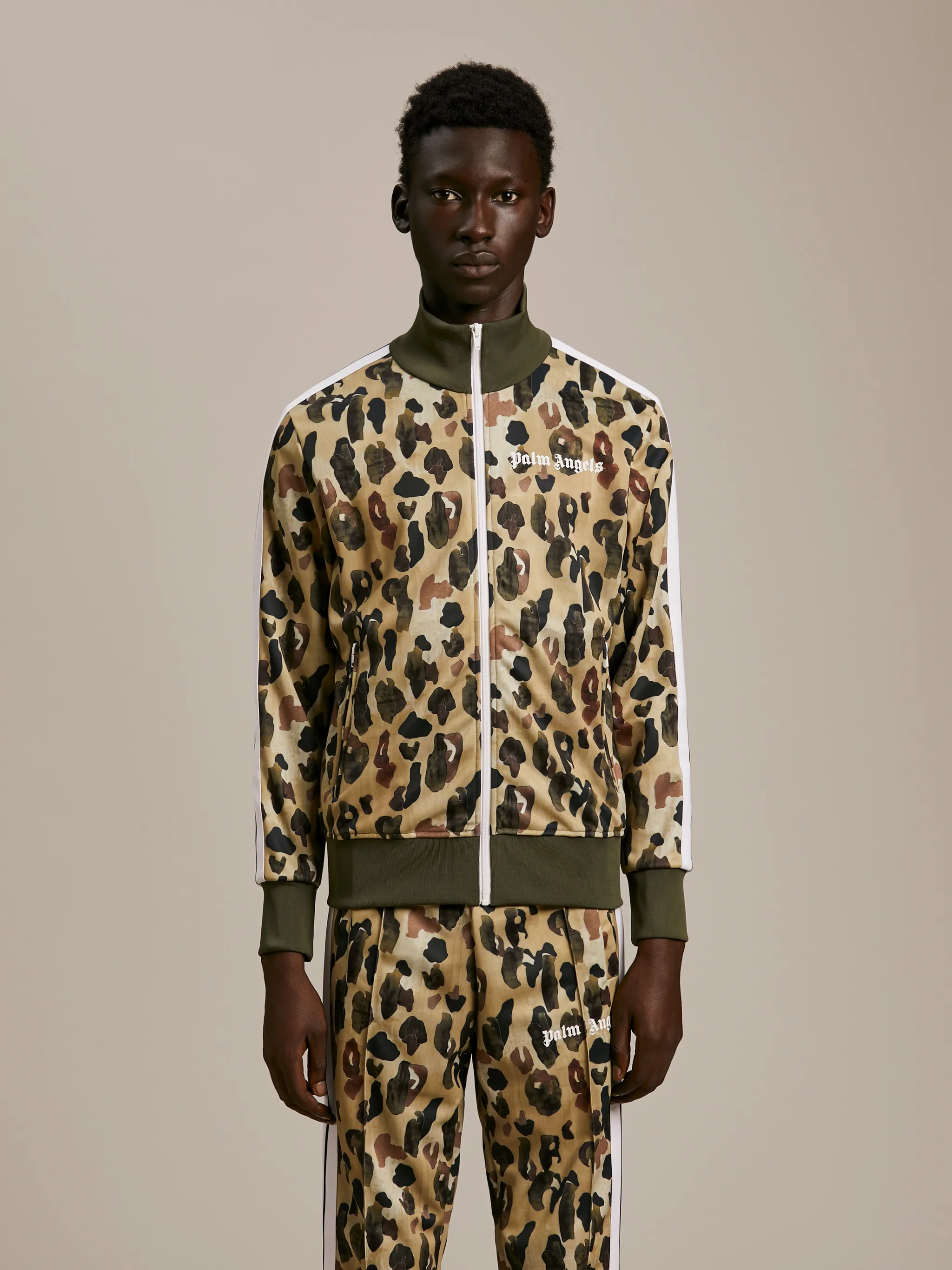 Shop Louis Vuitton MONOGRAM 2023-24FW LV CAMO TRACKSUIT BLOUSON 1AATO4 by  Fujistyle