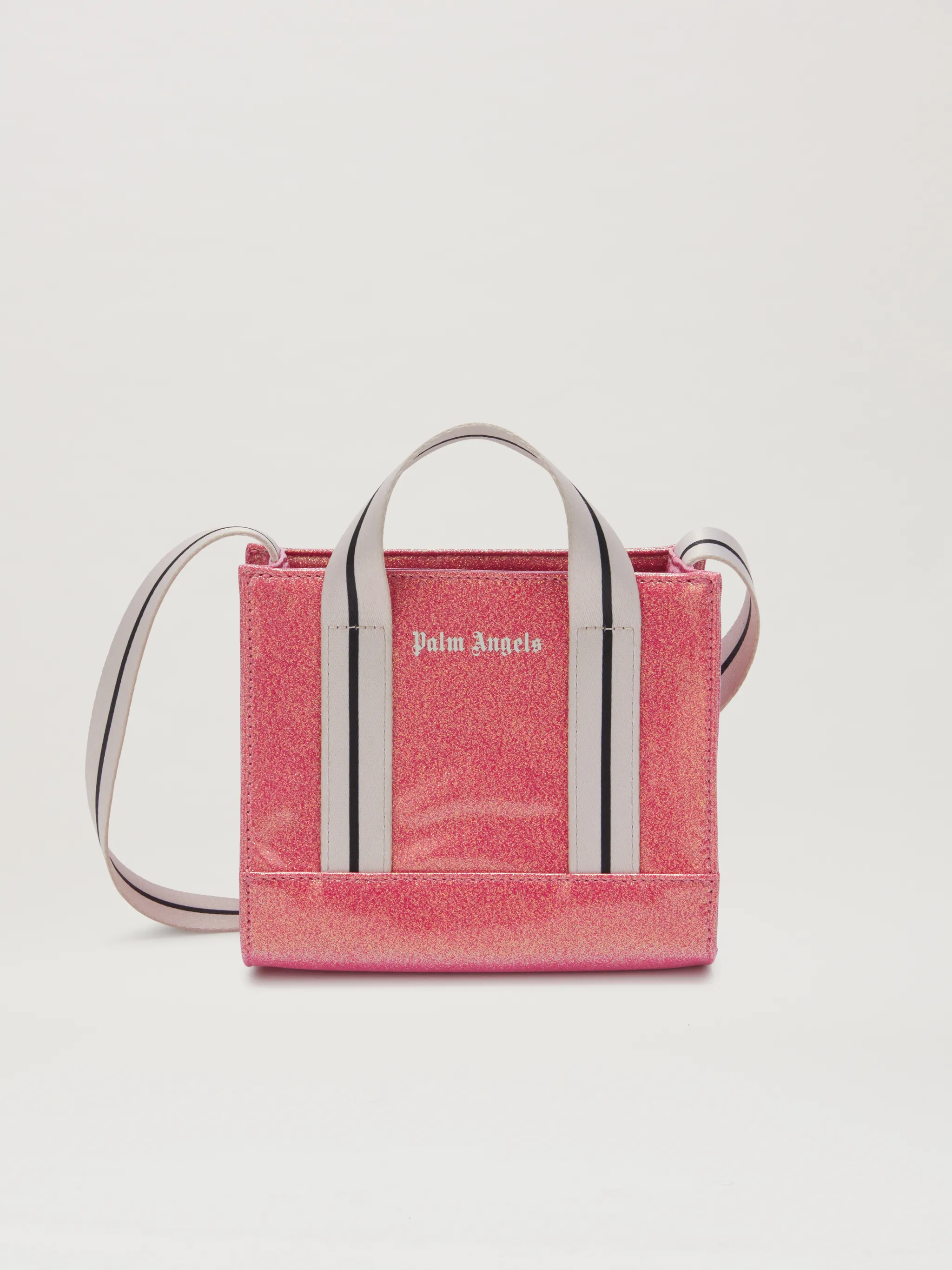 Curved logo bib